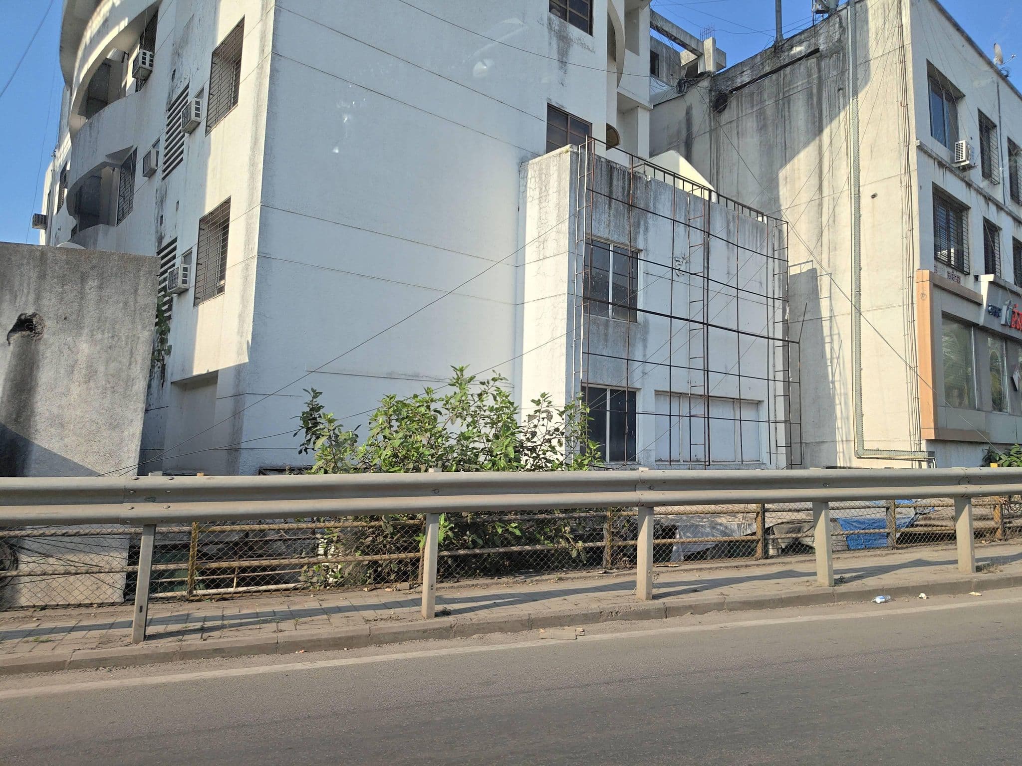 Street view near Hotel Celebrations Inn, Pimpri — © MangeshK955 (CC BY-SA · Mapillary)