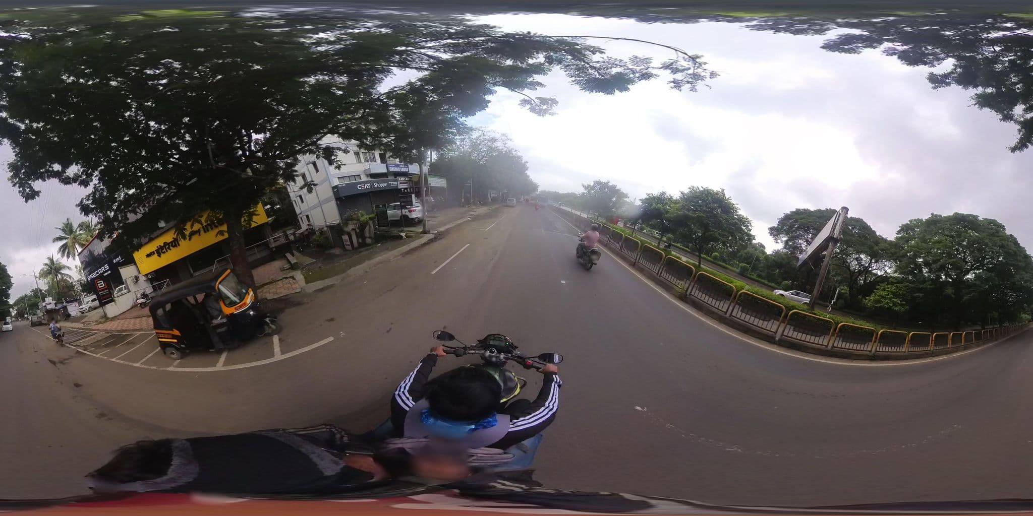 Street view near Hotel Casino, Pimpri — © skysign (CC BY-SA · Mapillary)