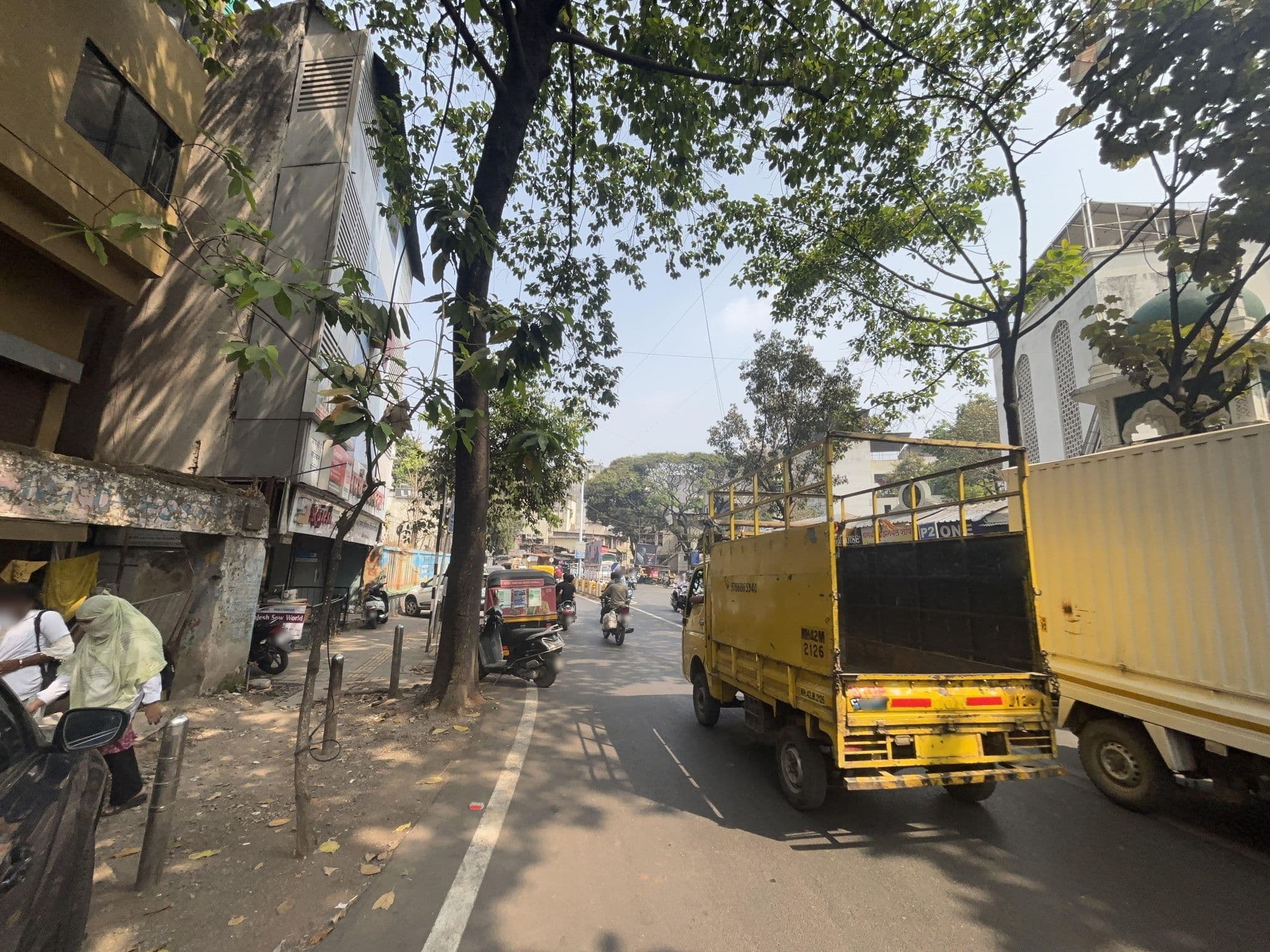 Street view near Da Casa Hotel, Pune — © Mrunmayee (CC BY-SA · Mapillary)
