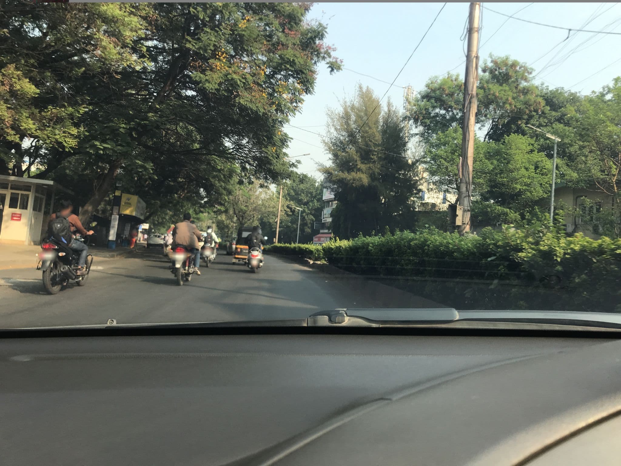 Street view near Treebo Sahara, Shivaji Nagar — © cartofy (CC BY-SA · Mapillary)