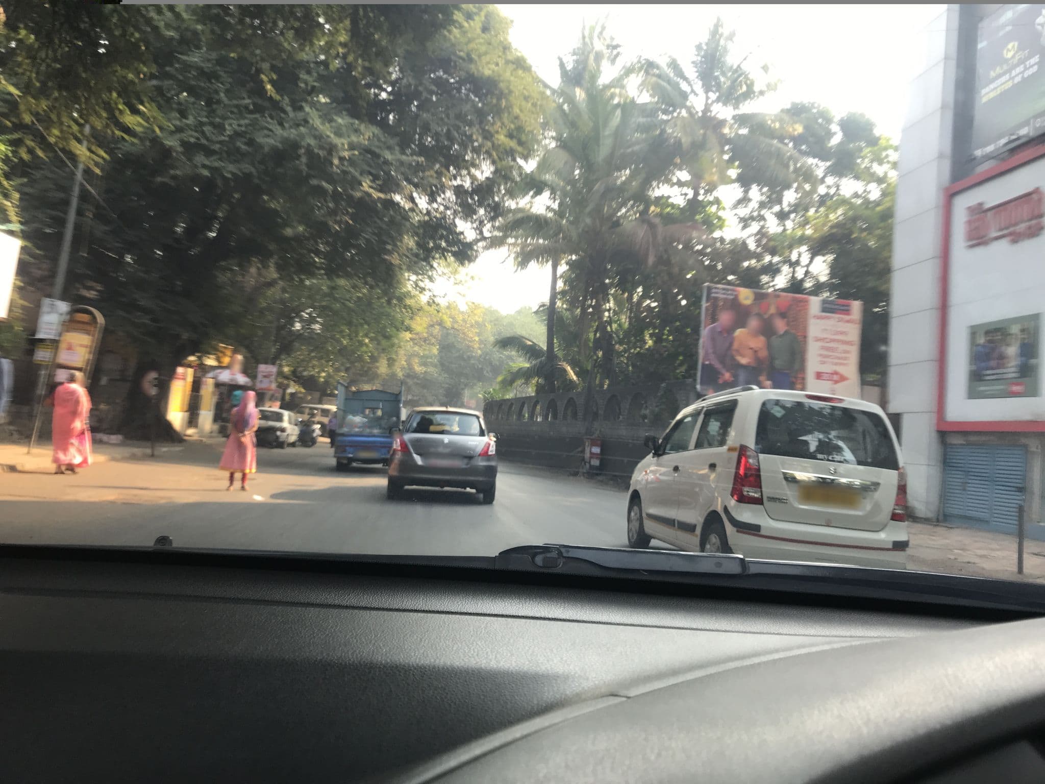 Street view near Dalchini, Pune — © cartofy (CC BY-SA · Mapillary)