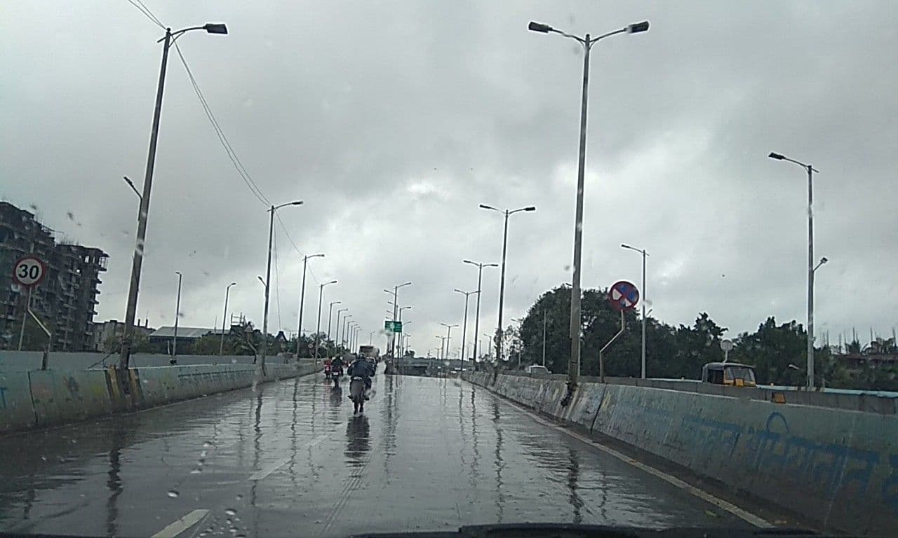 Street view near Satkar Hotel, Shivaji Nagar — © natarajakaveeti (CC BY-SA · Mapillary)