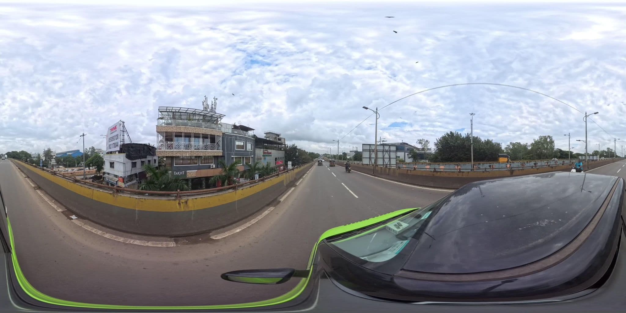 Street view near Hotel Golden Rock, Pimpri — © skysign (CC BY-SA · Mapillary)