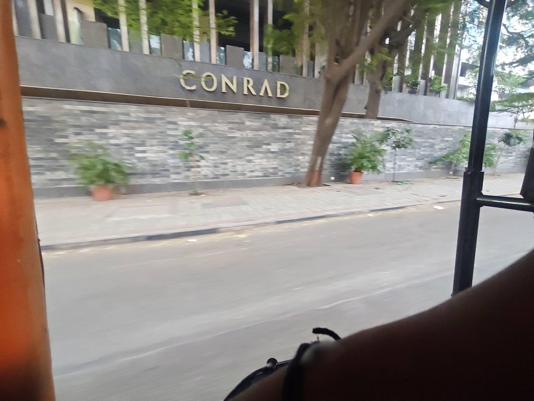 Street view near Conrad Pune Koregaon Park By Hilton, Shivaji Nagar — © Mansi23 (CC BY-SA · Mapillary)