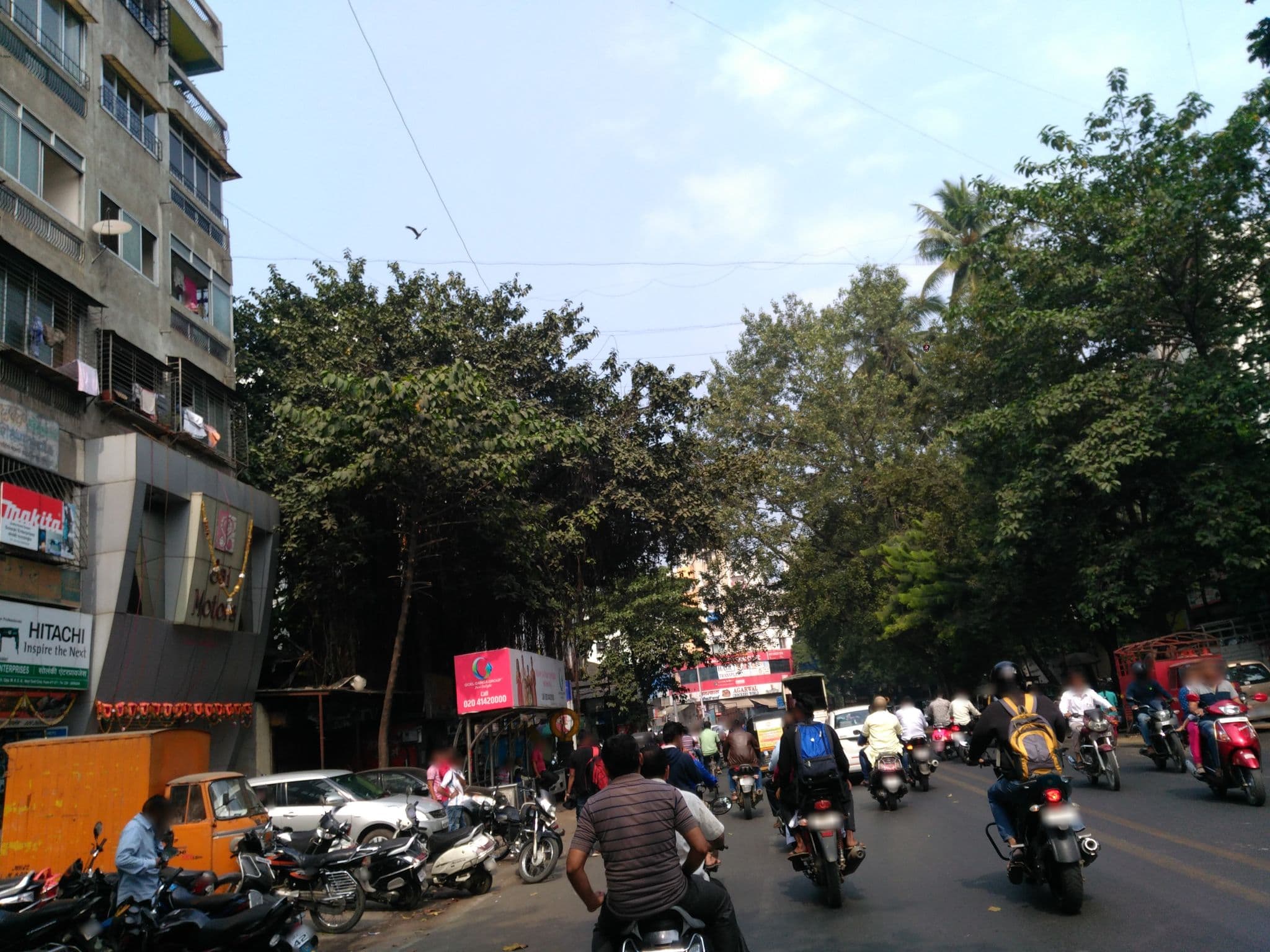 Street view near Hotel Olive, Pune — © aditisarwate (CC BY-SA · Mapillary)