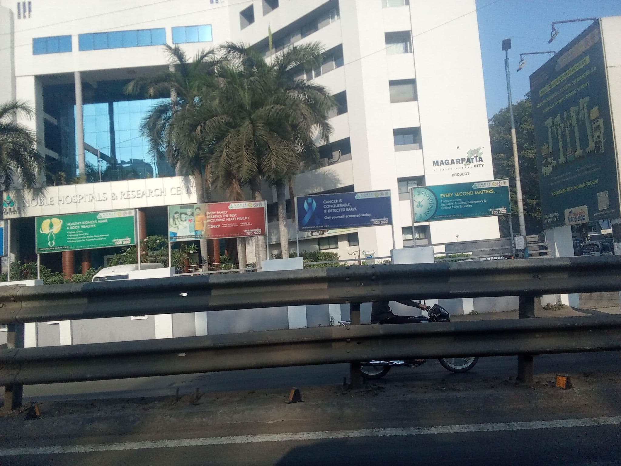 Street view near Hotel PRG India, Pune — © sherinmurgesh (CC BY-SA · Mapillary)