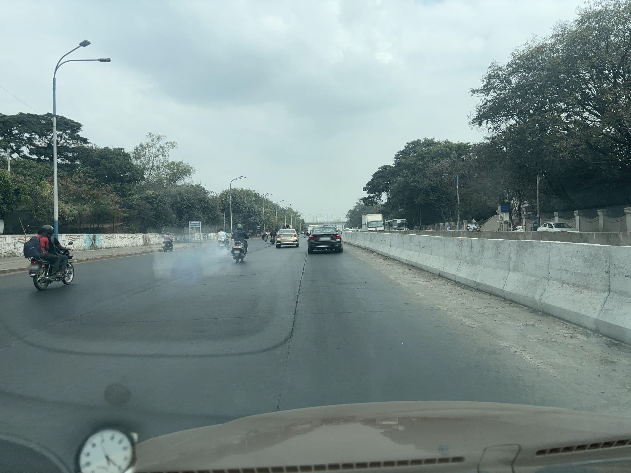 Street view near Room 1511 @ Ista Hotel, Khadki — © kiranahire (CC BY-SA · Mapillary)