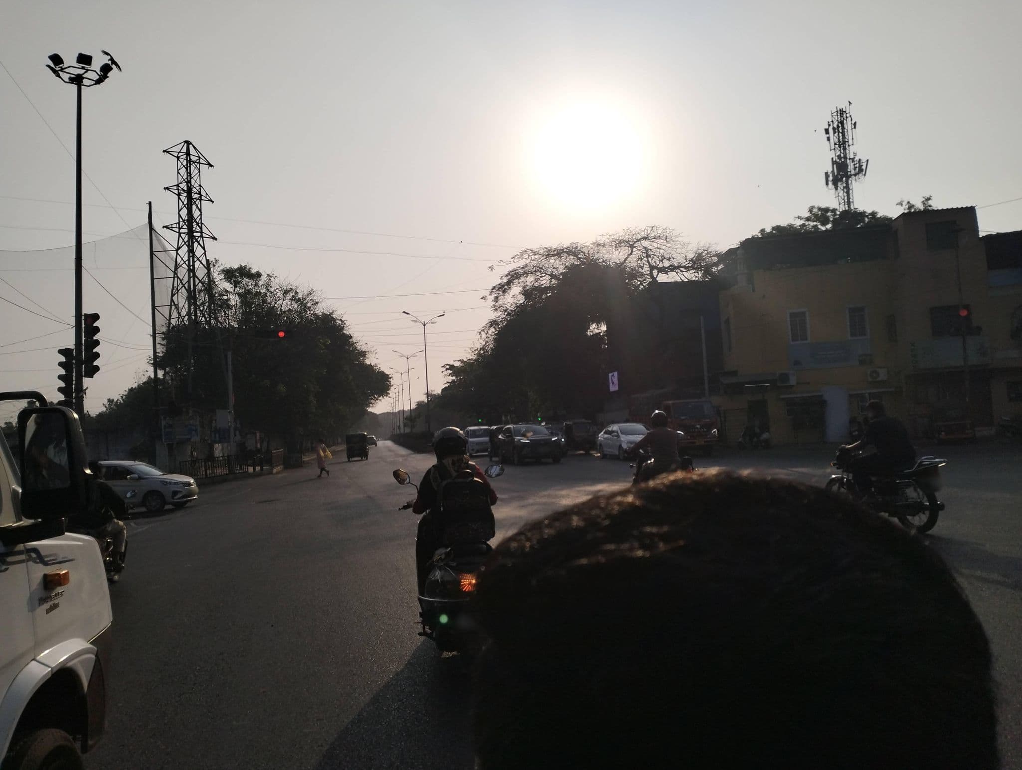 Street view near Hotel Araya Cafe, Khadki — © JIVESH0679 (CC BY-SA · Mapillary)