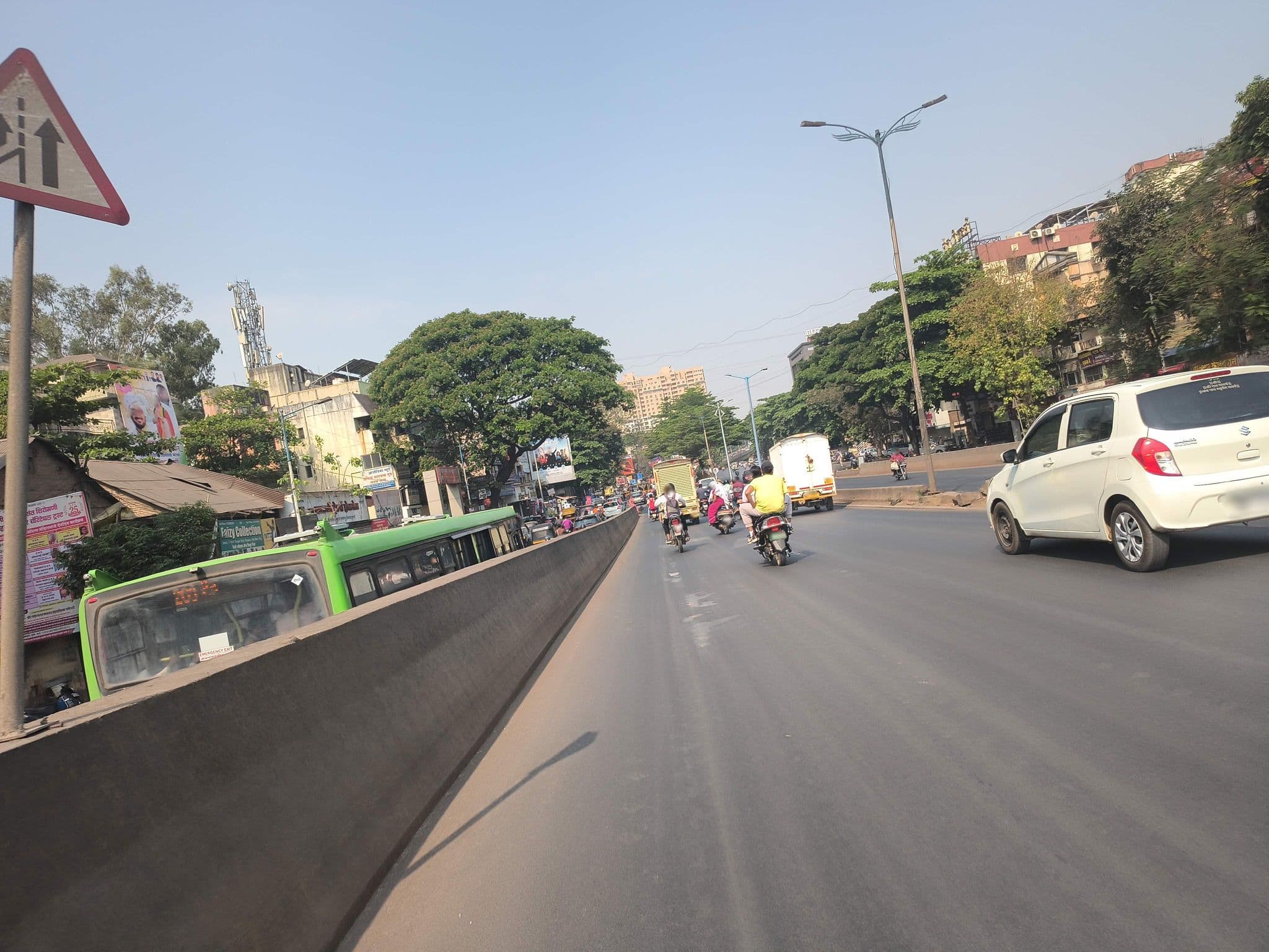 Street view near Shiv Shakti Hotel, Pune — © akashpuri (CC BY-SA · Mapillary)