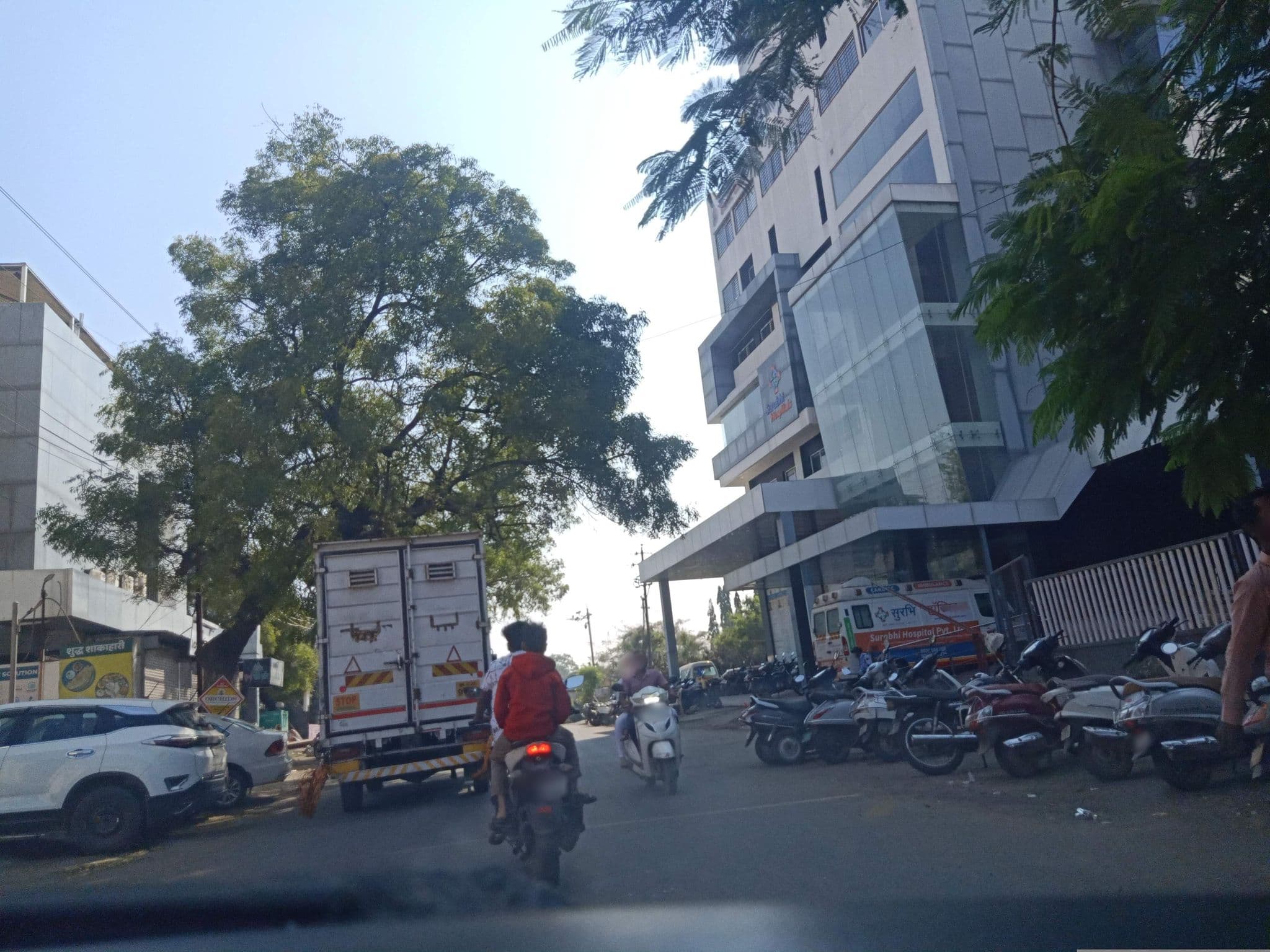Street view near Hotel Gulmohar Pride, Ahilyanagar — © nileshjagtap (CC BY-SA · Mapillary)