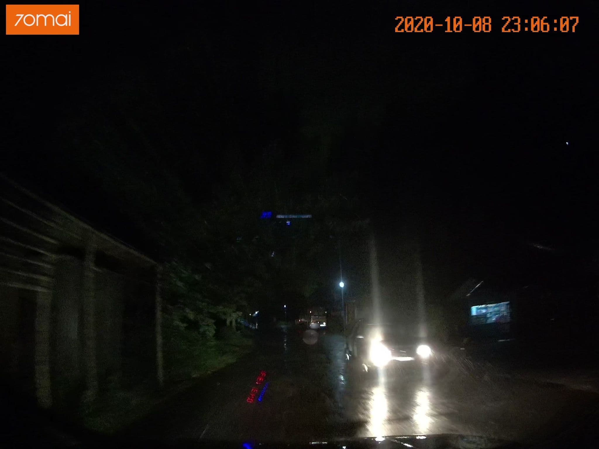 Street view near Hotel Green Park, Eyyāl — © johnichan (CC BY-SA · Mapillary)