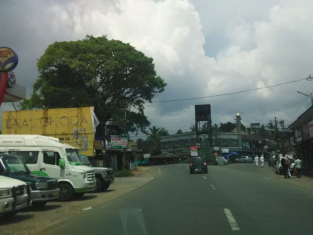 Street view near Maple Oak Holiday Home, Kalpatta — © sunish (CC BY-SA · Mapillary)