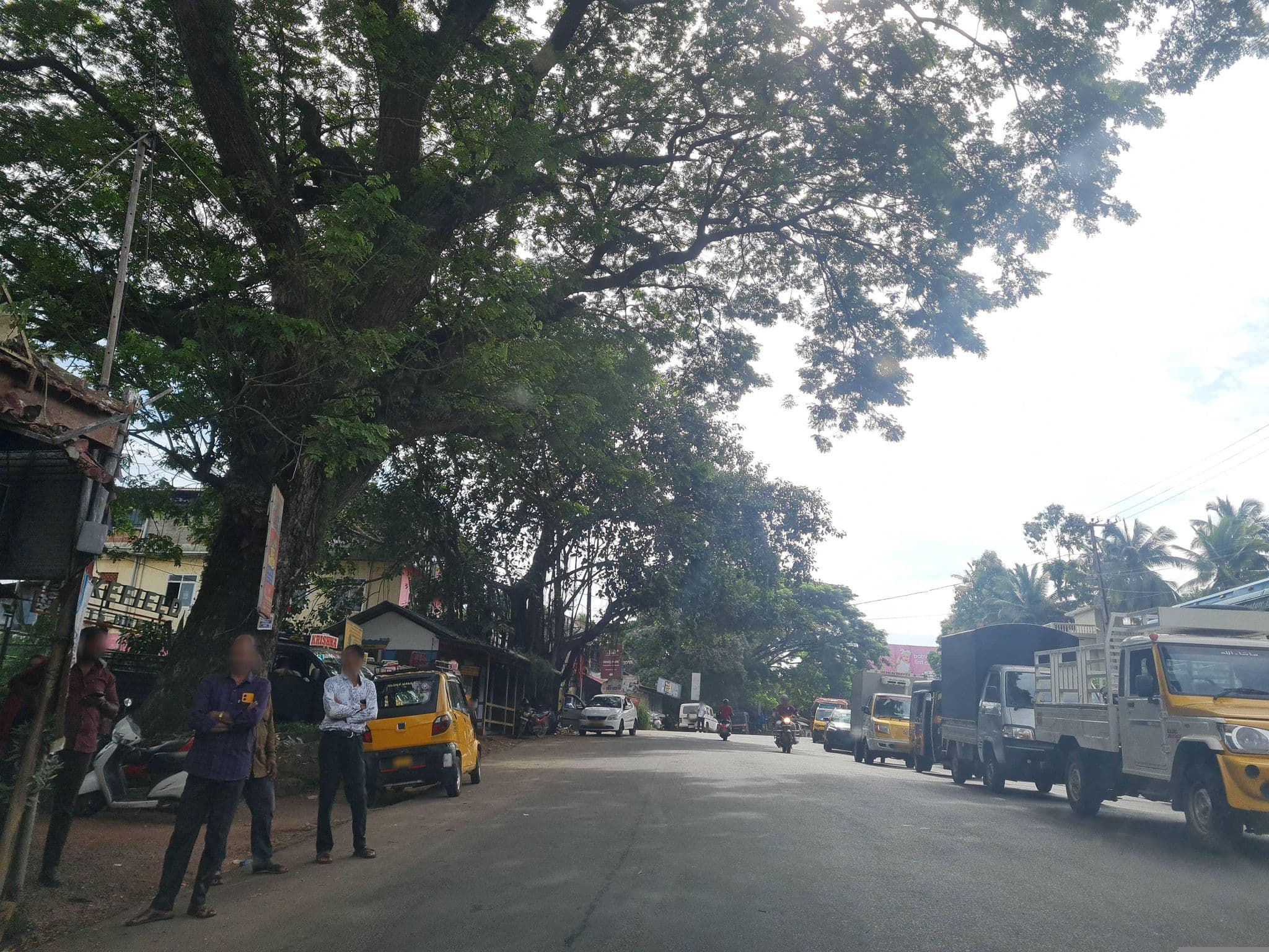 Street view near Villa De 1945, Mahē — © dinshkm (CC BY-SA · Mapillary)