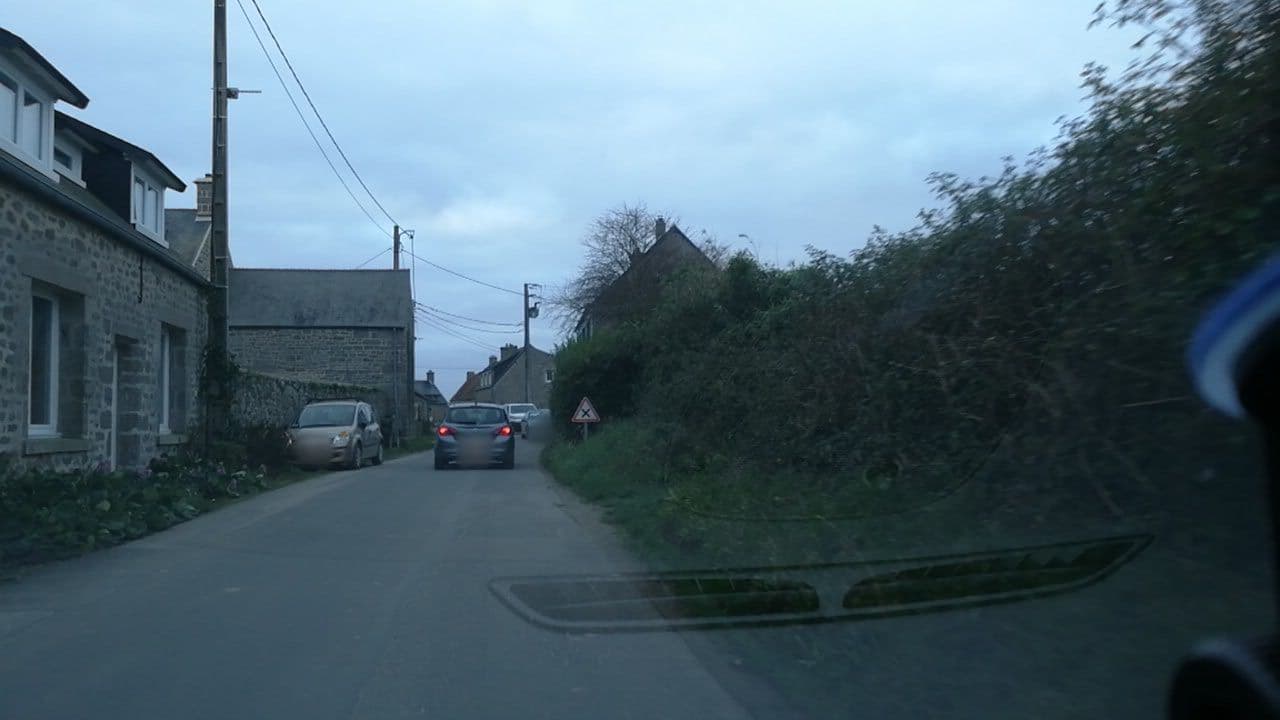 Street view near Le Courlis, Réville — © lga (CC BY-SA · Mapillary)
