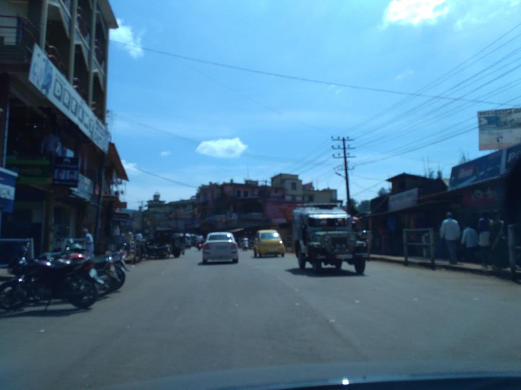 Street view near kattekar lodge, Sullya — © chethan (CC BY-SA · Mapillary)