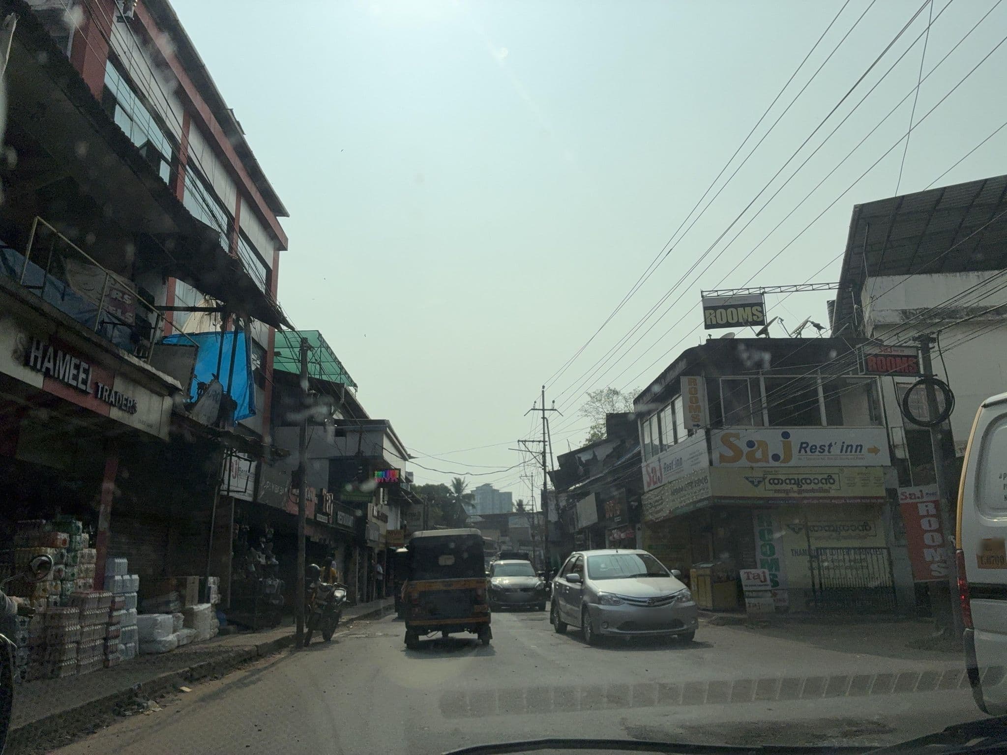 Street view near Kamala International Hotel, Kannur — © kiranahire (CC BY-SA · Mapillary)