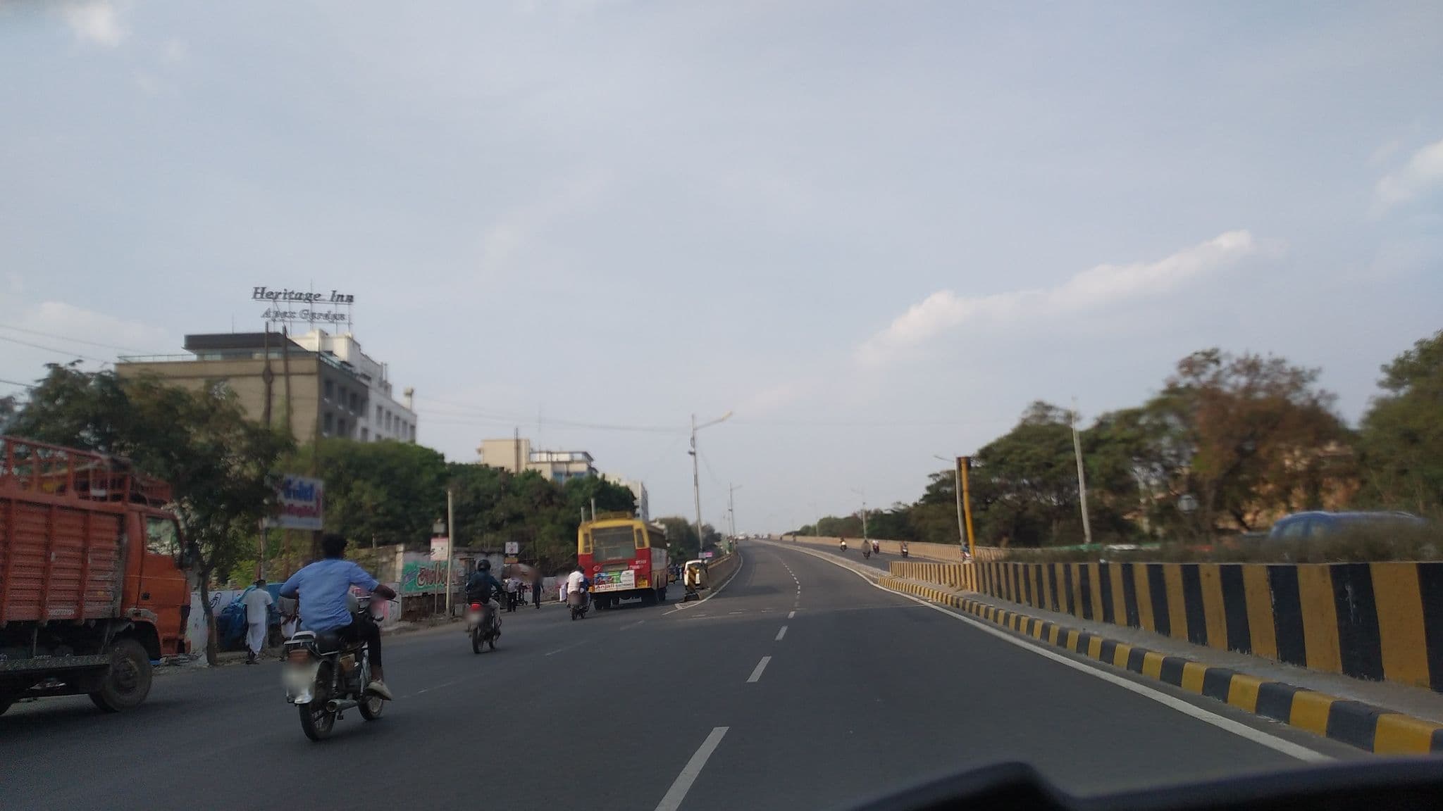 Street view near Hotel Park Elanza Coimbatore, Coimbatore — © jothishbabu (CC BY-SA · Mapillary)