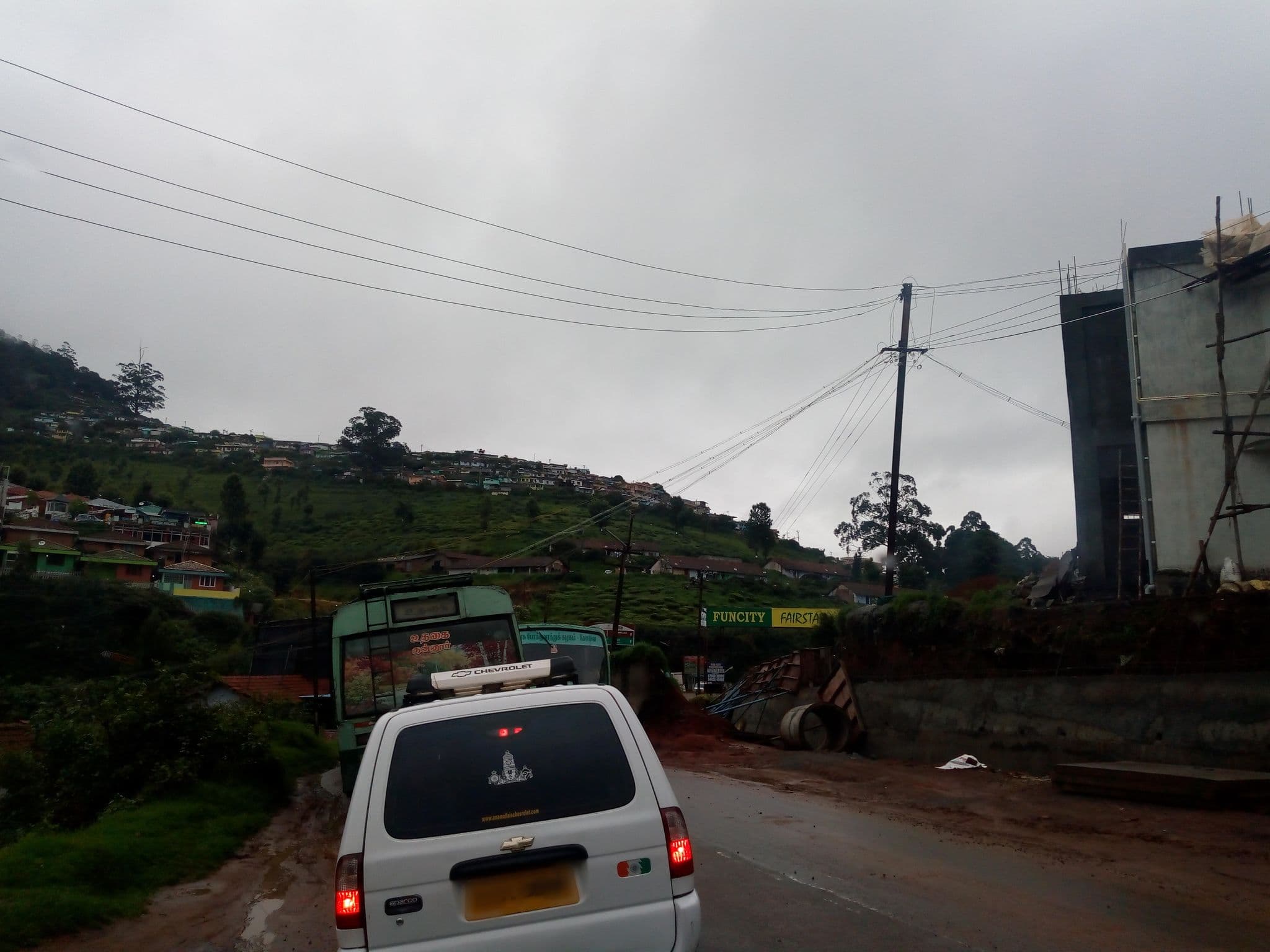 Street view near White Residency Hotel, Ooty — © venkanna37 (CC BY-SA · Mapillary)