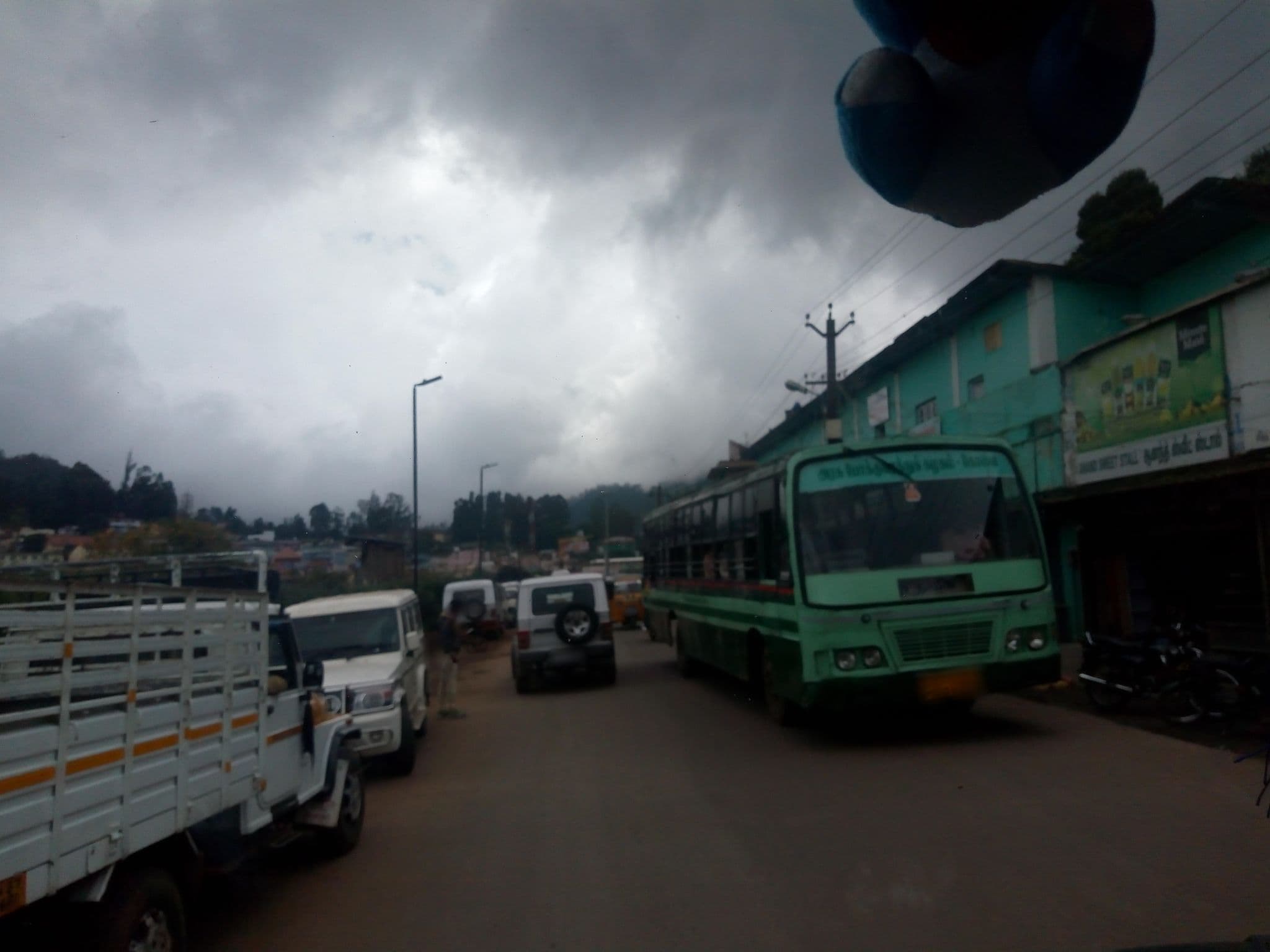 Street view near Chitram Cottage, Ooty — © venkanna37 (CC BY-SA · Mapillary)