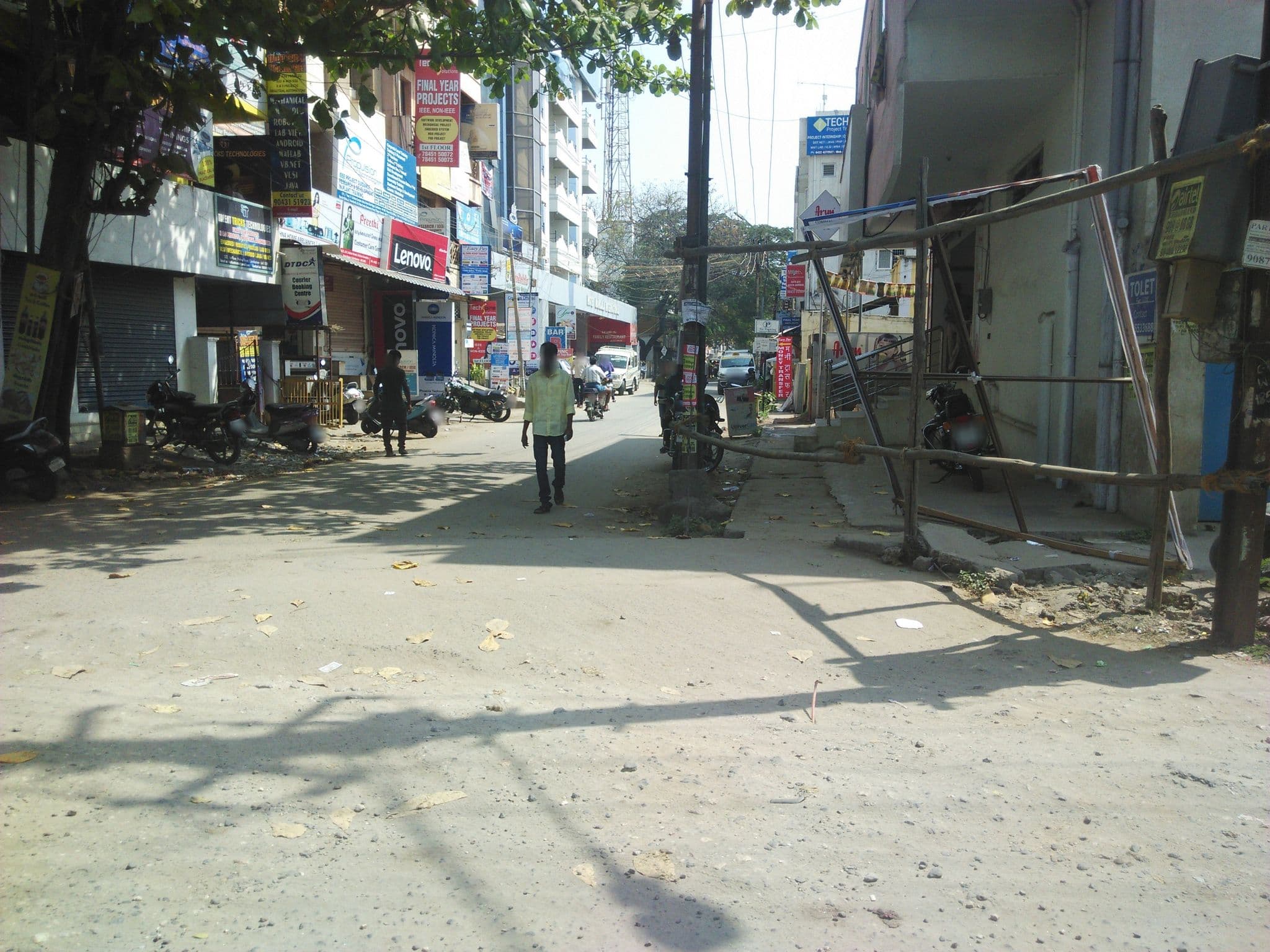 Street view near Hotel Magal Corner, Coimbatore — © madhumidasri (CC BY-SA · Mapillary)