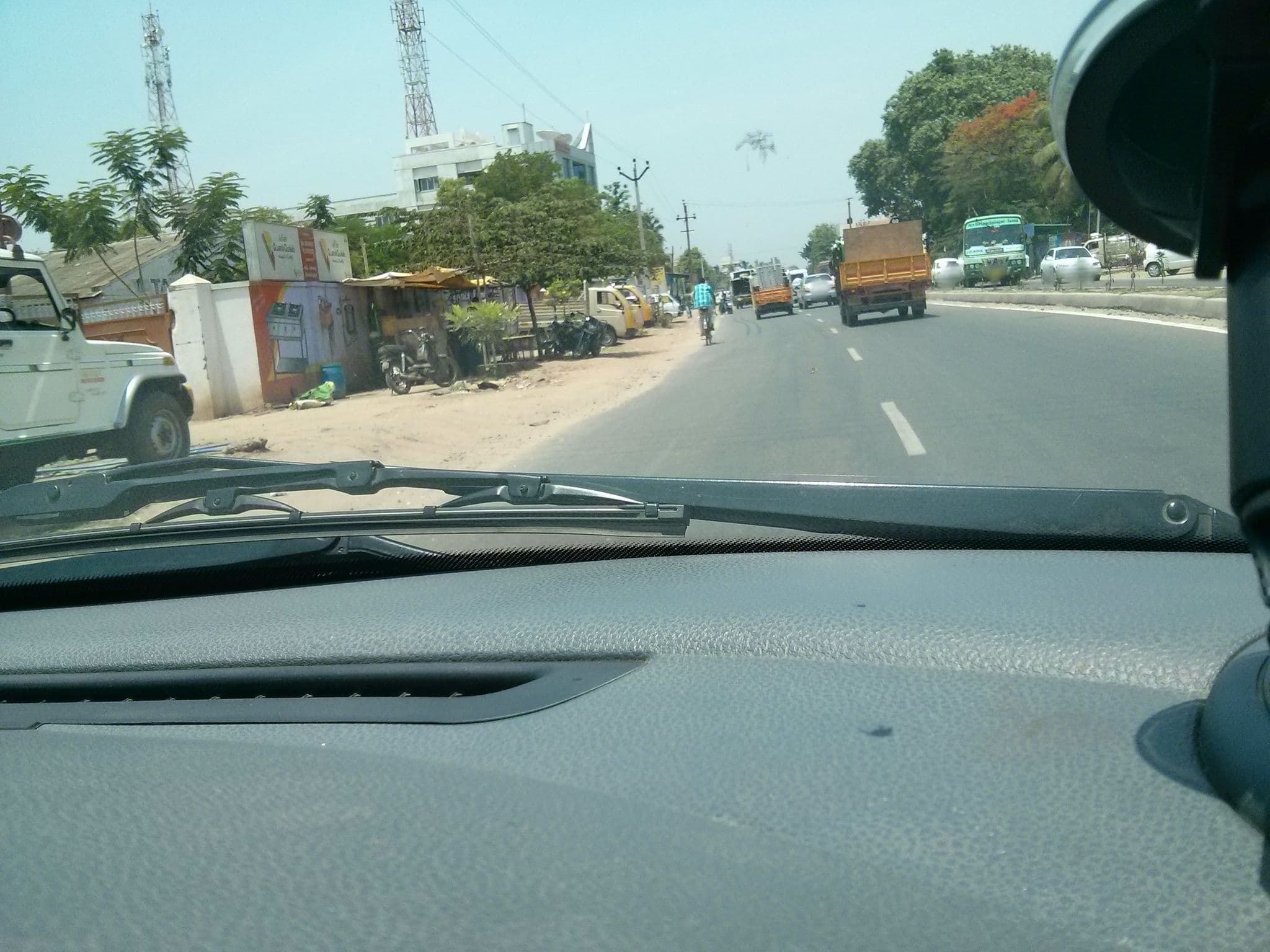 Street view near Nagerkovil Arya Bhavan, Vellakkinar — © supersubra (CC BY-SA · Mapillary)