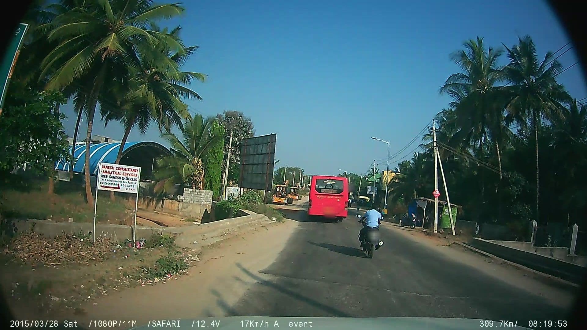 Street view near Uncle Lobo Residency, Hutagalli — © johnichan (CC BY-SA · Mapillary)