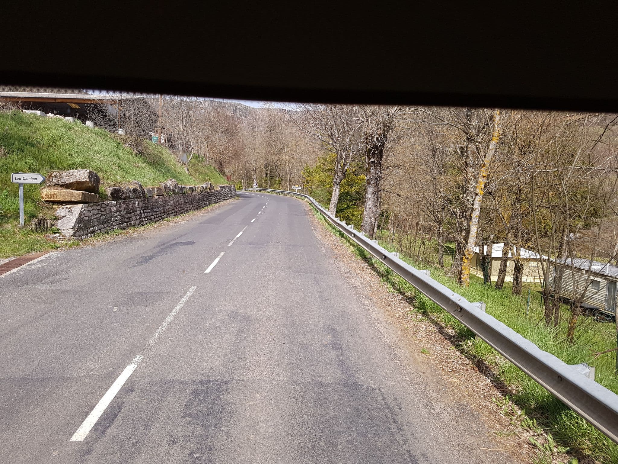 Street view near Le Pré de Charlet, Meyrueis — © bernardvoyageur (CC BY-SA · Mapillary)