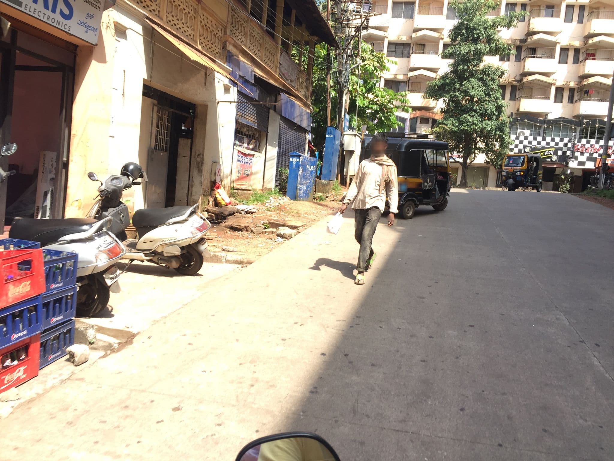 Street view near Hotel Megha, Mangaluru — © piyusht (CC BY-SA · Mapillary)