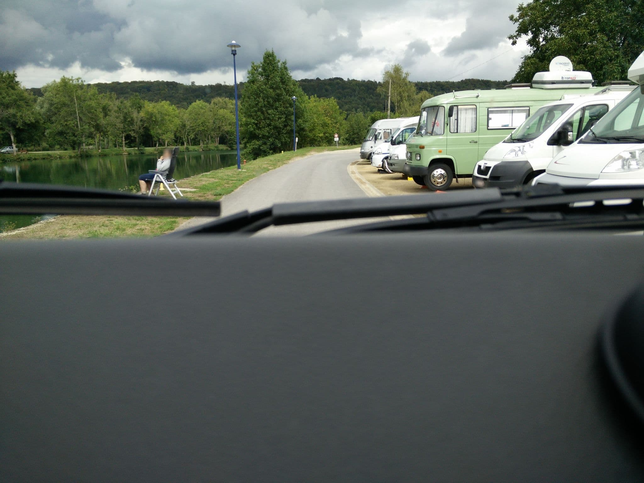 Street view near Aire de Dun-sur-Meuse, Stenay — © bernardvoyageur (CC BY-SA · Mapillary)