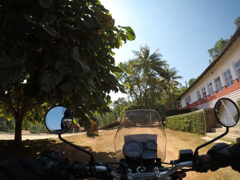 Street view near Linger Balur Estate, Mudgere — © deepak_bicycle (CC BY-SA · Mapillary)
