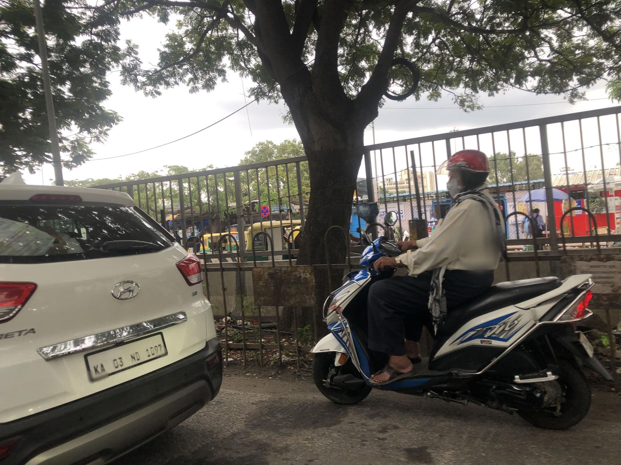Street view near The Bell Hotel, Bengaluru — © olily (CC BY-SA · Mapillary)