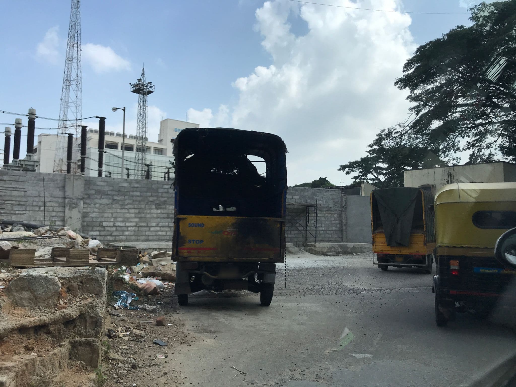 Street view near Sree Nandhini Palace, Bengaluru — © miguel_andrade (CC BY-SA · Mapillary)