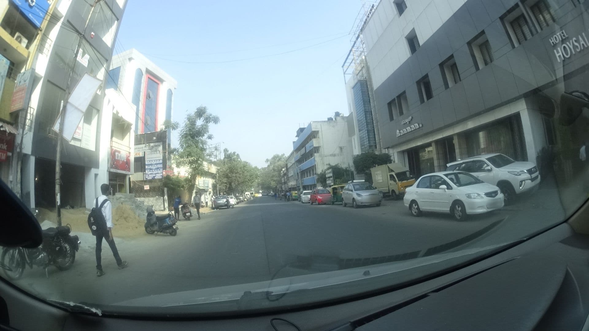 Street view near Venkateshwara Lodge, Bengaluru — © ranjithjoy (CC BY-SA · Mapillary)