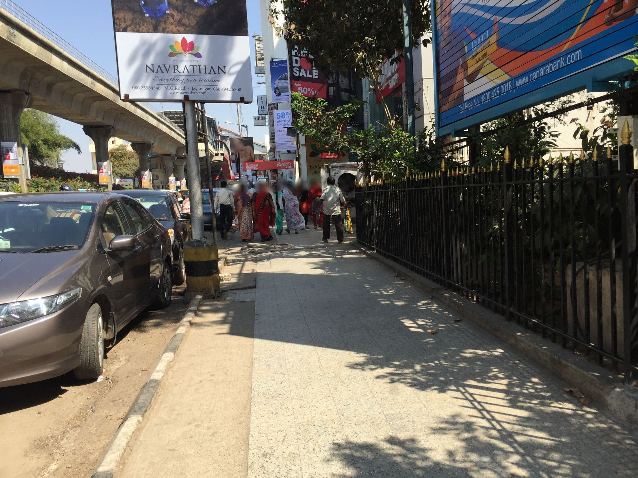 Street view near Kiran Comforts, Bengaluru — © lxbarth (CC BY-SA · Mapillary)