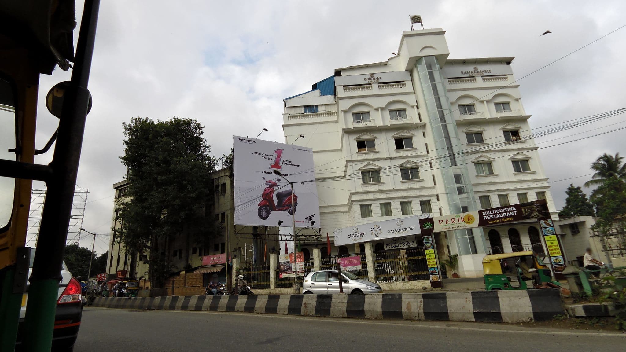 Street view near Hotel Ramanashree, Bengaluru — © maning (CC BY-SA · Mapillary)