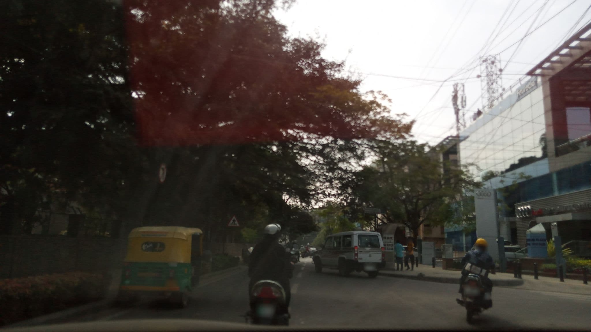 Street view near 9 Marks Inn, Bengaluru — © pradeepbv (CC BY-SA · Mapillary)