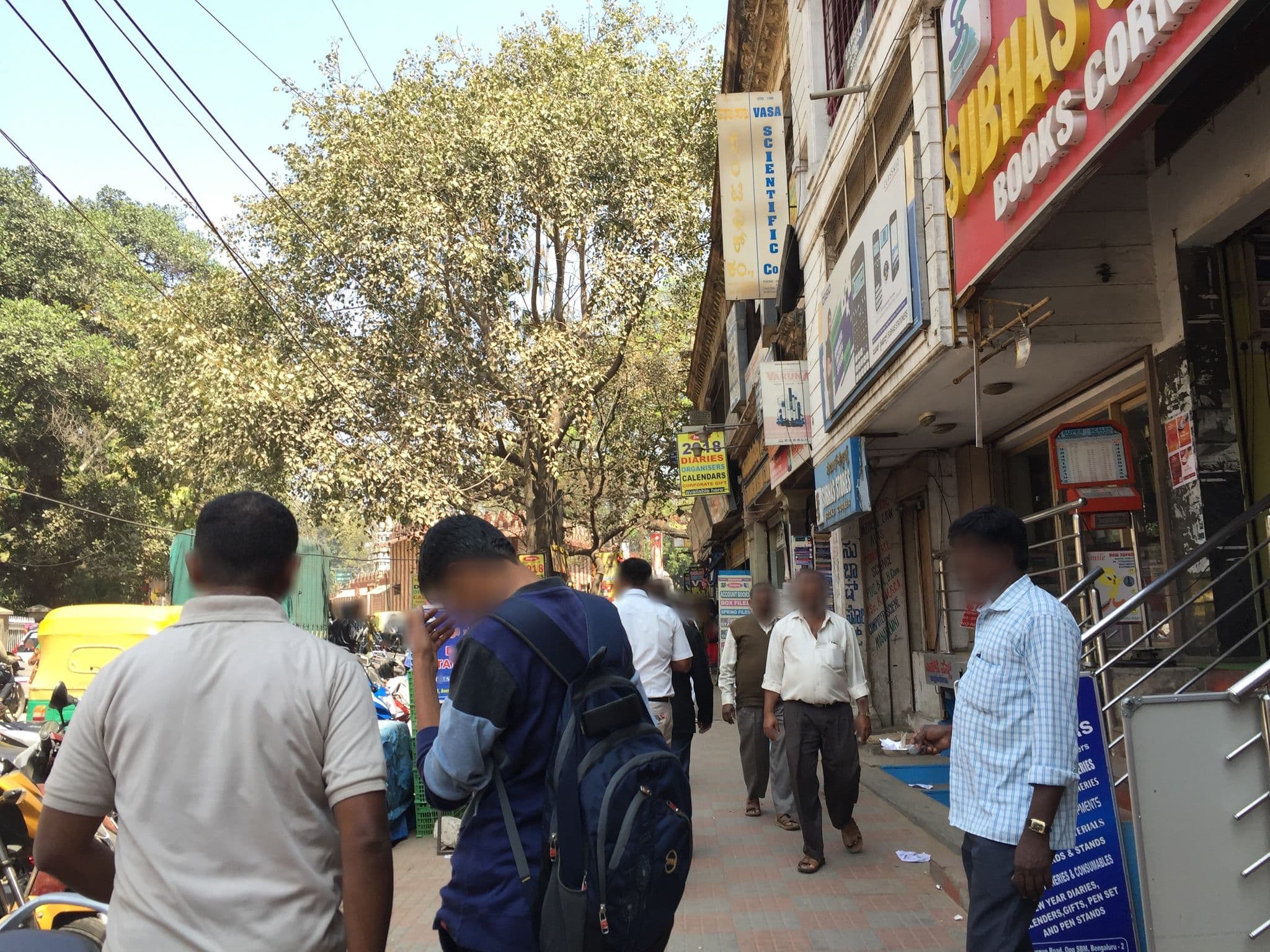 Street view near Shri Kamal Hotel, Bengaluru — © richlv (CC BY-SA · Mapillary)