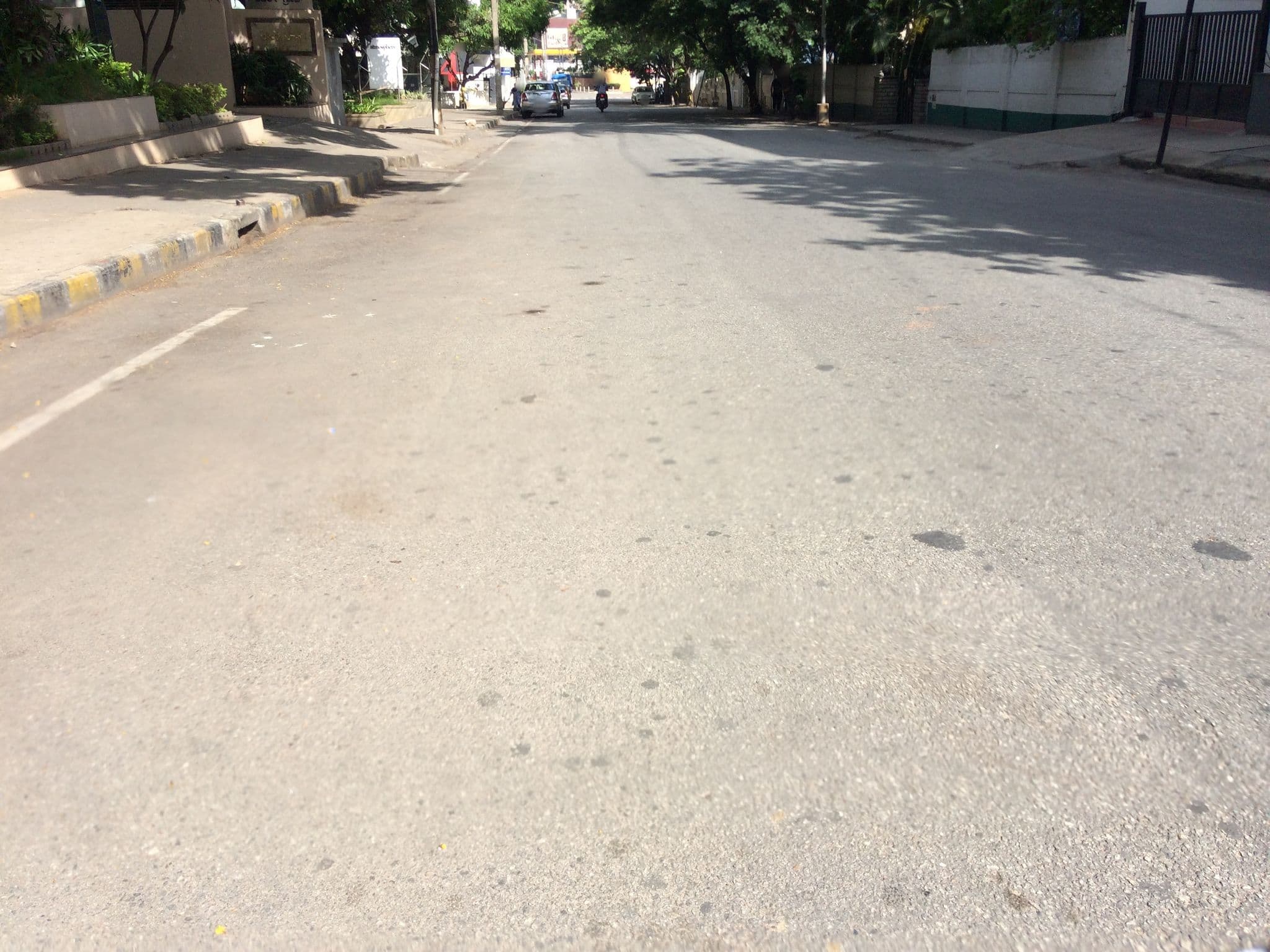 Street view near Rama Hotel, Bengaluru — © xplorazzi (CC BY-SA · Mapillary)
