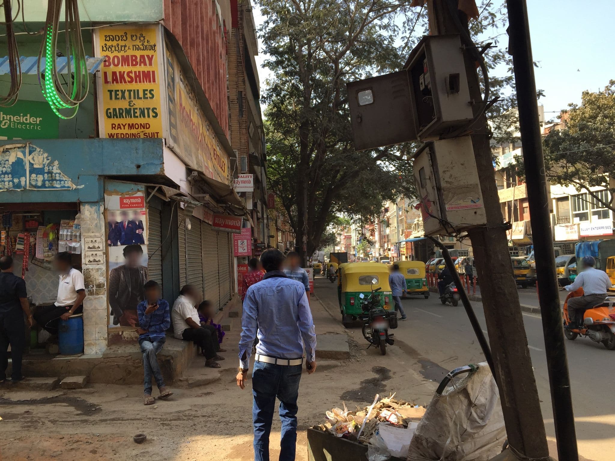 Street view near Hotel Shalimar Lodge, Bengaluru — © richlv (CC BY-SA · Mapillary)