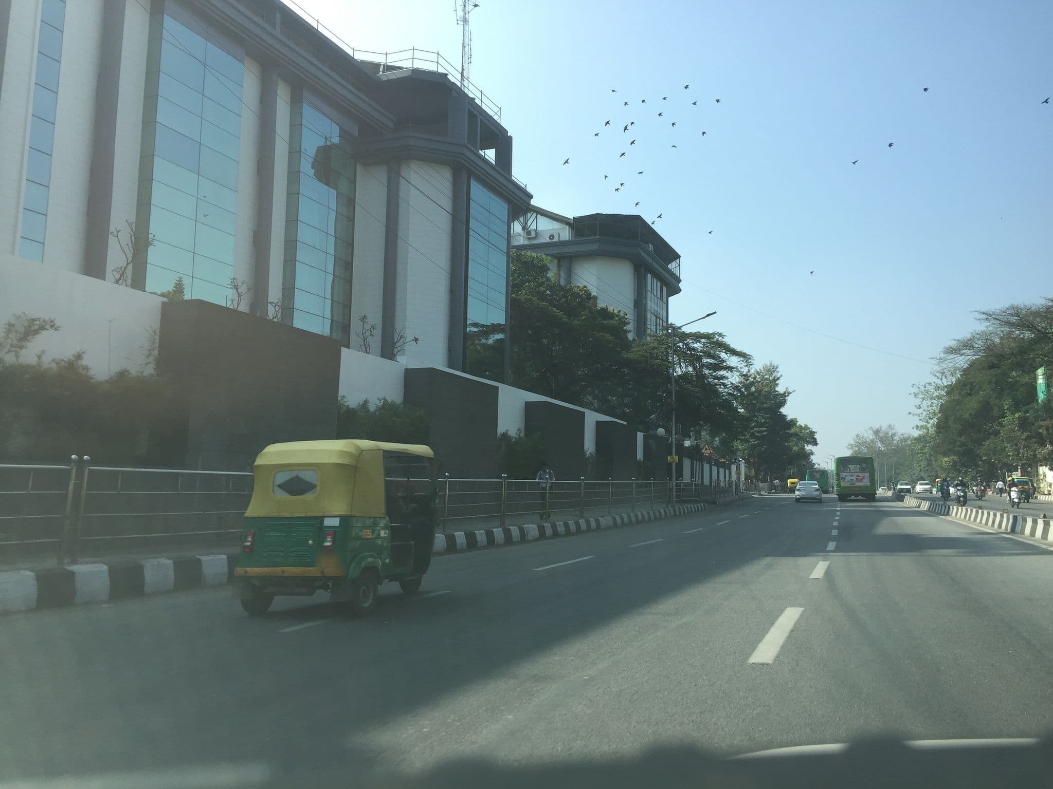 Street view near Atria Hotel, Bengaluru — © richlv (CC BY-SA · Mapillary)