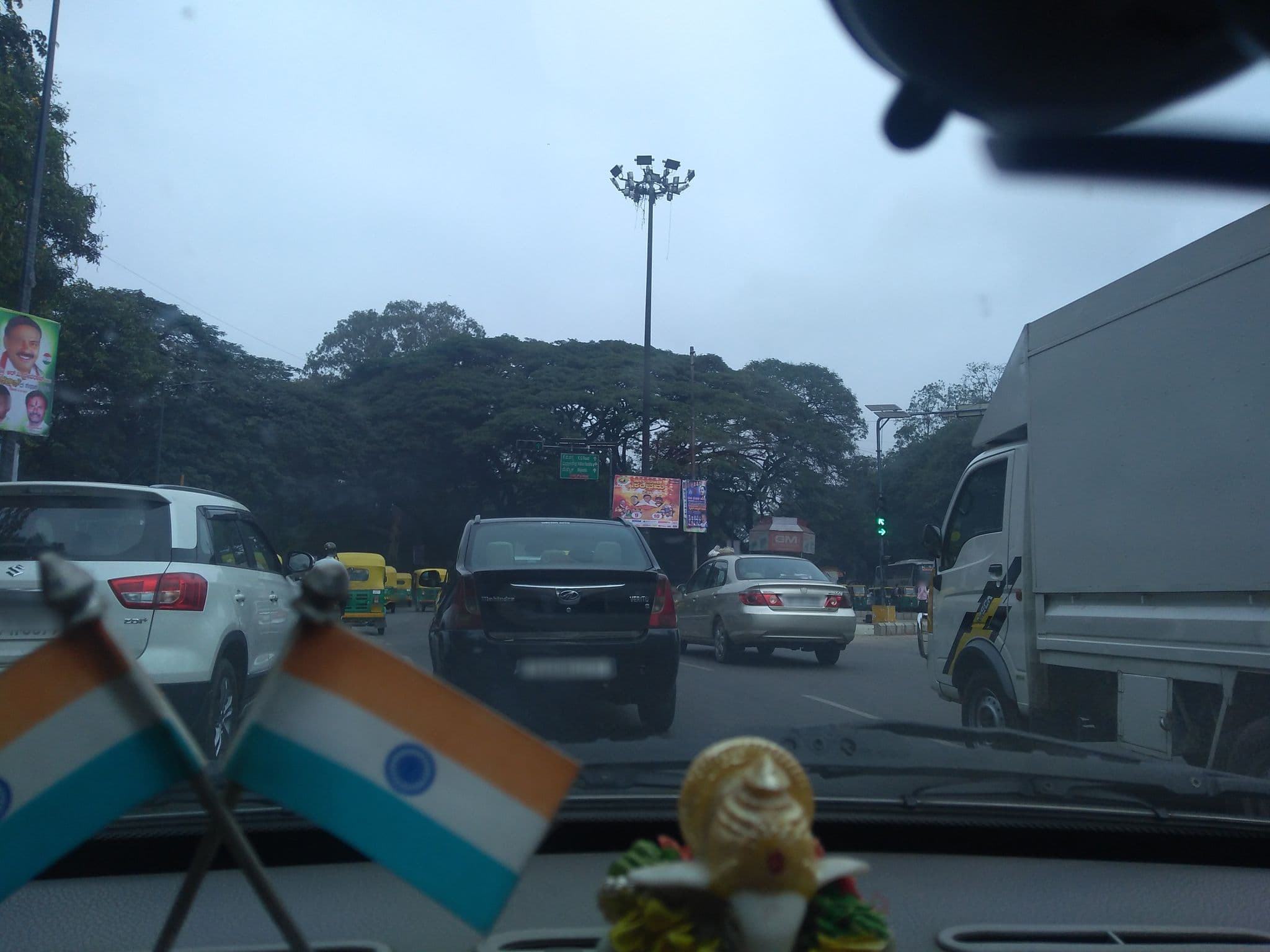 Street view near Hotel Comfort Lodging, Bengaluru — © poornibadrinath (CC BY-SA · Mapillary)