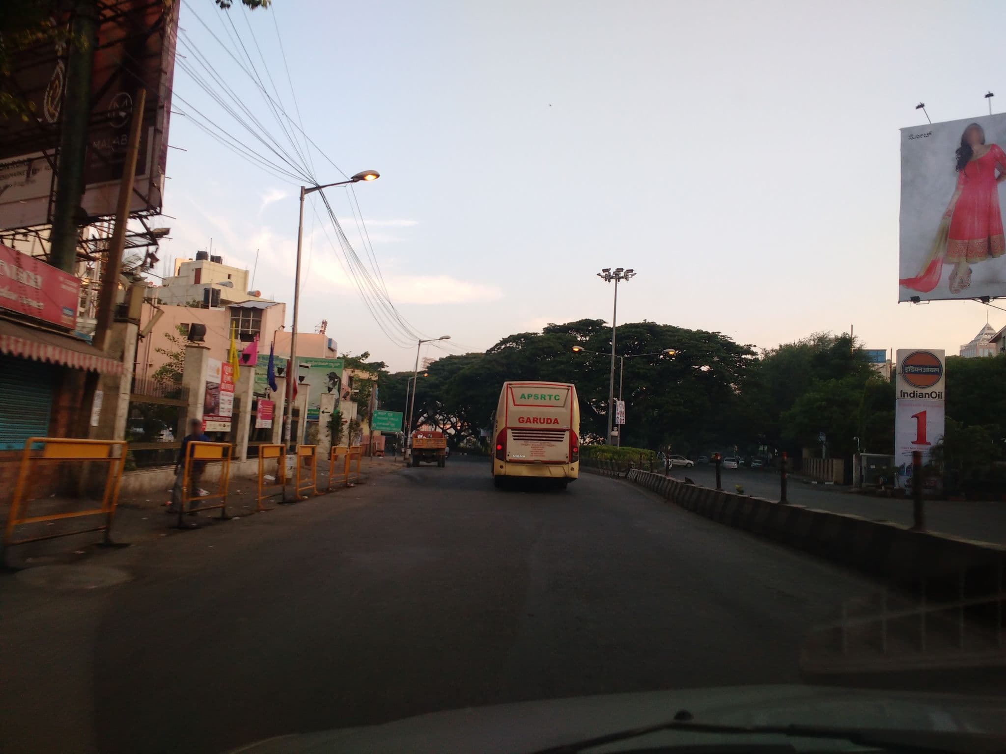 Street view near S S Residency Sr Nagar kanteerava stadium mallya hospital vfs global tech park Bangalore, Bengaluru — © srividya (CC BY-SA · Mapillary)