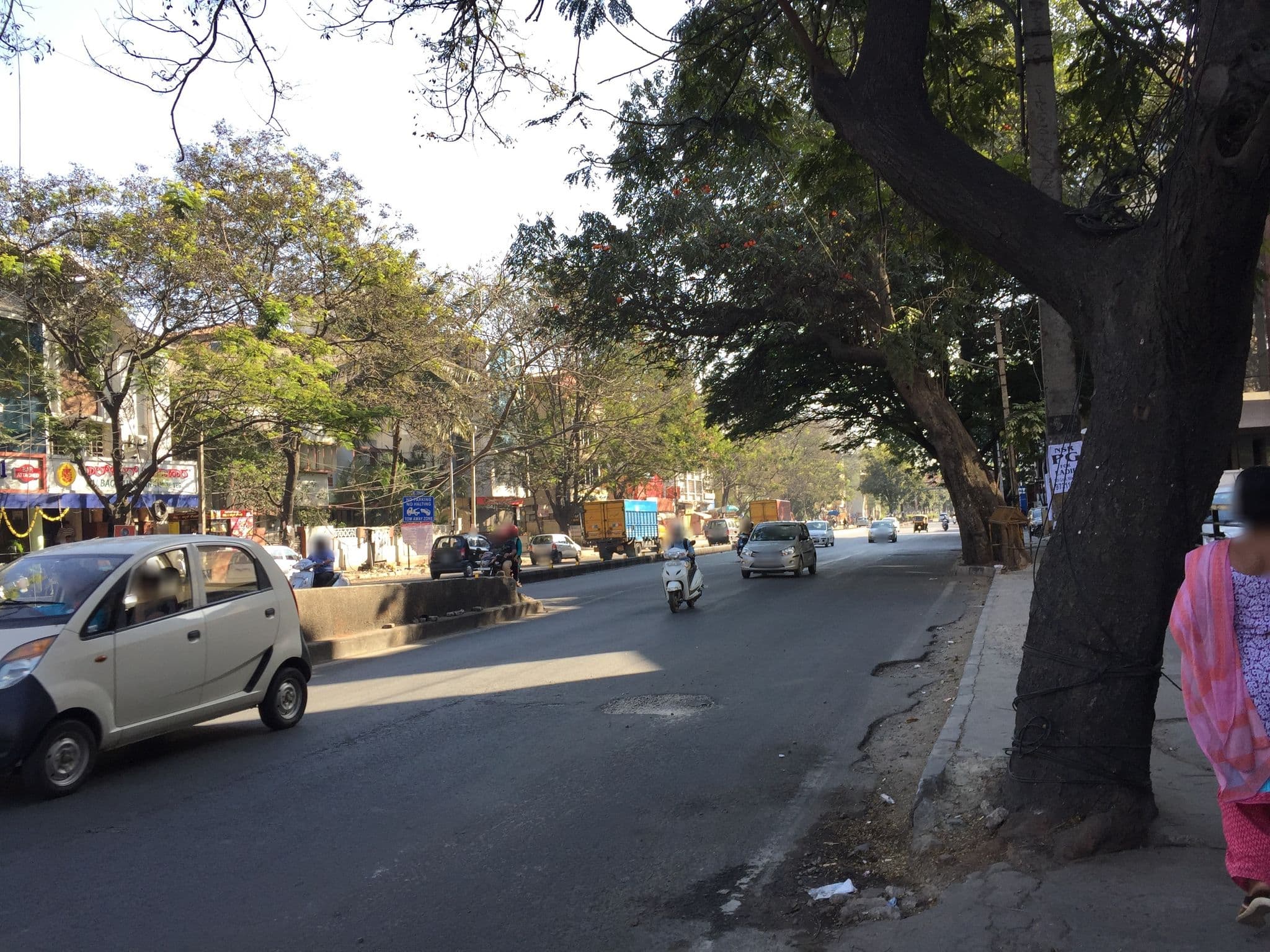 Street view near OYO Premium Richmond Circle, Bengaluru — © richlv (CC BY-SA · Mapillary)