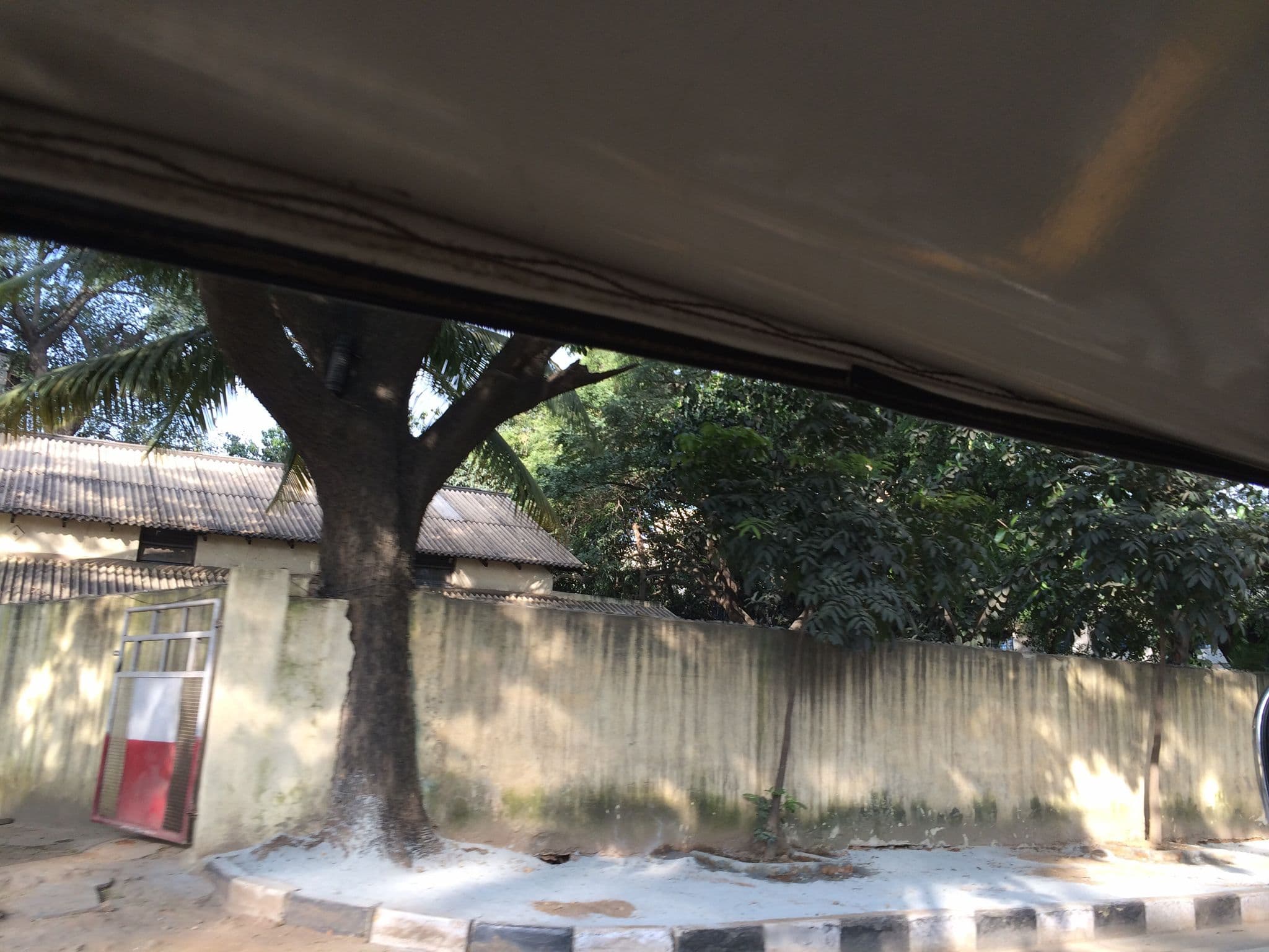 Street view near Hotel Empire International Central Street, Bengaluru — © ericg (CC BY-SA · Mapillary)