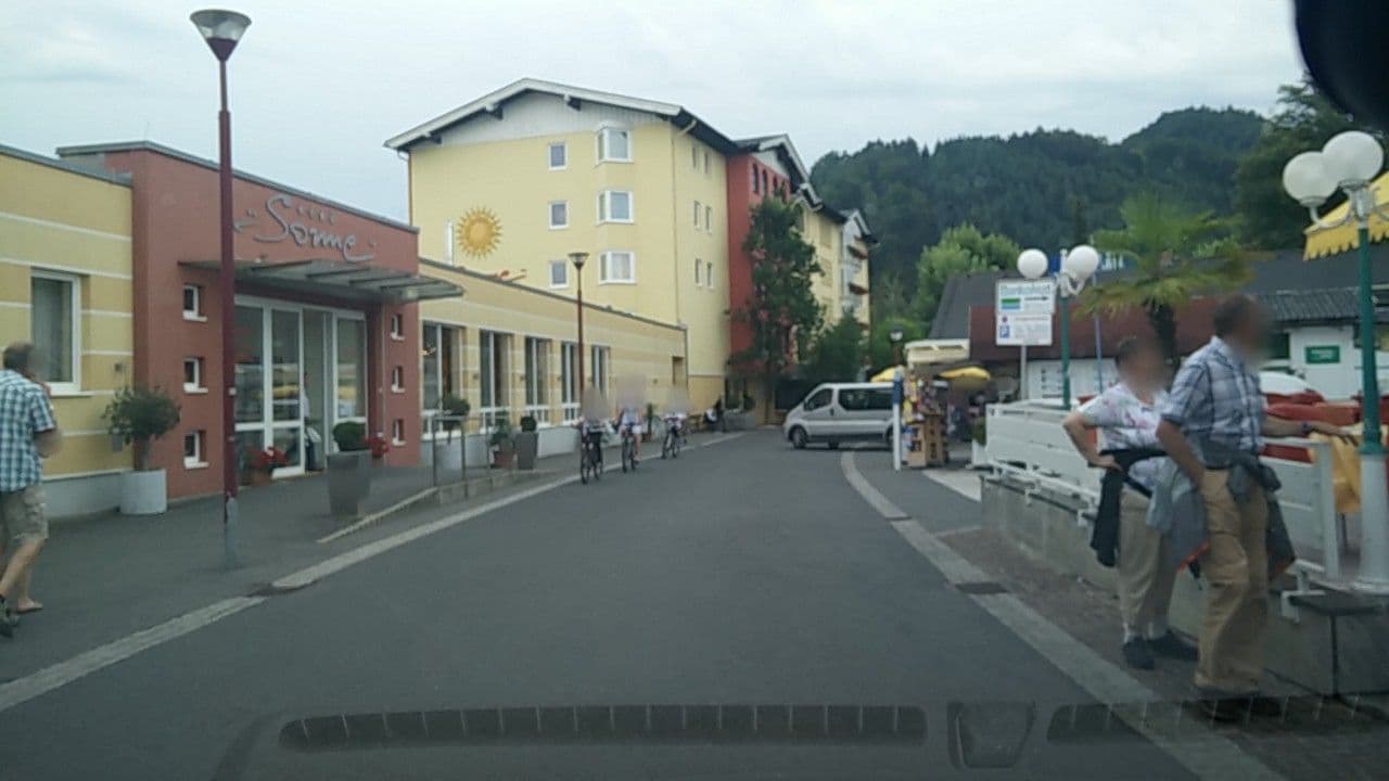 Street view near Sonne, Kühnsdorf — © bellazambo (CC BY-SA · Mapillary)