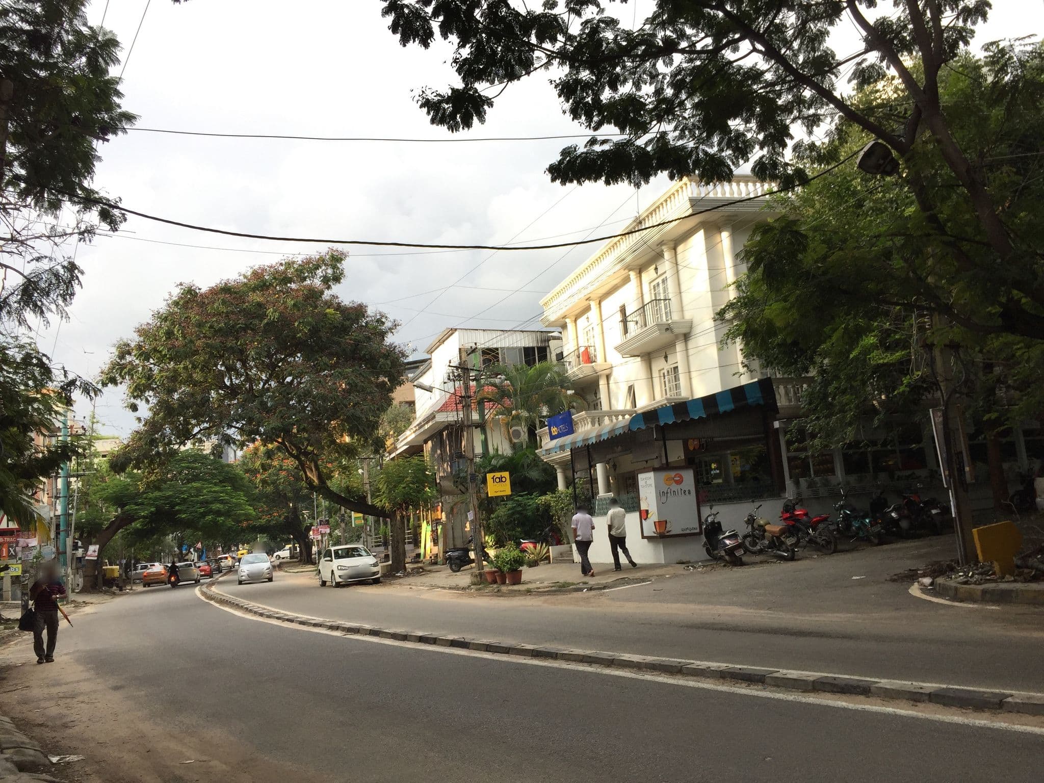 Street view near Fab Hotels, Bengaluru — © planemad (CC BY-SA · Mapillary)
