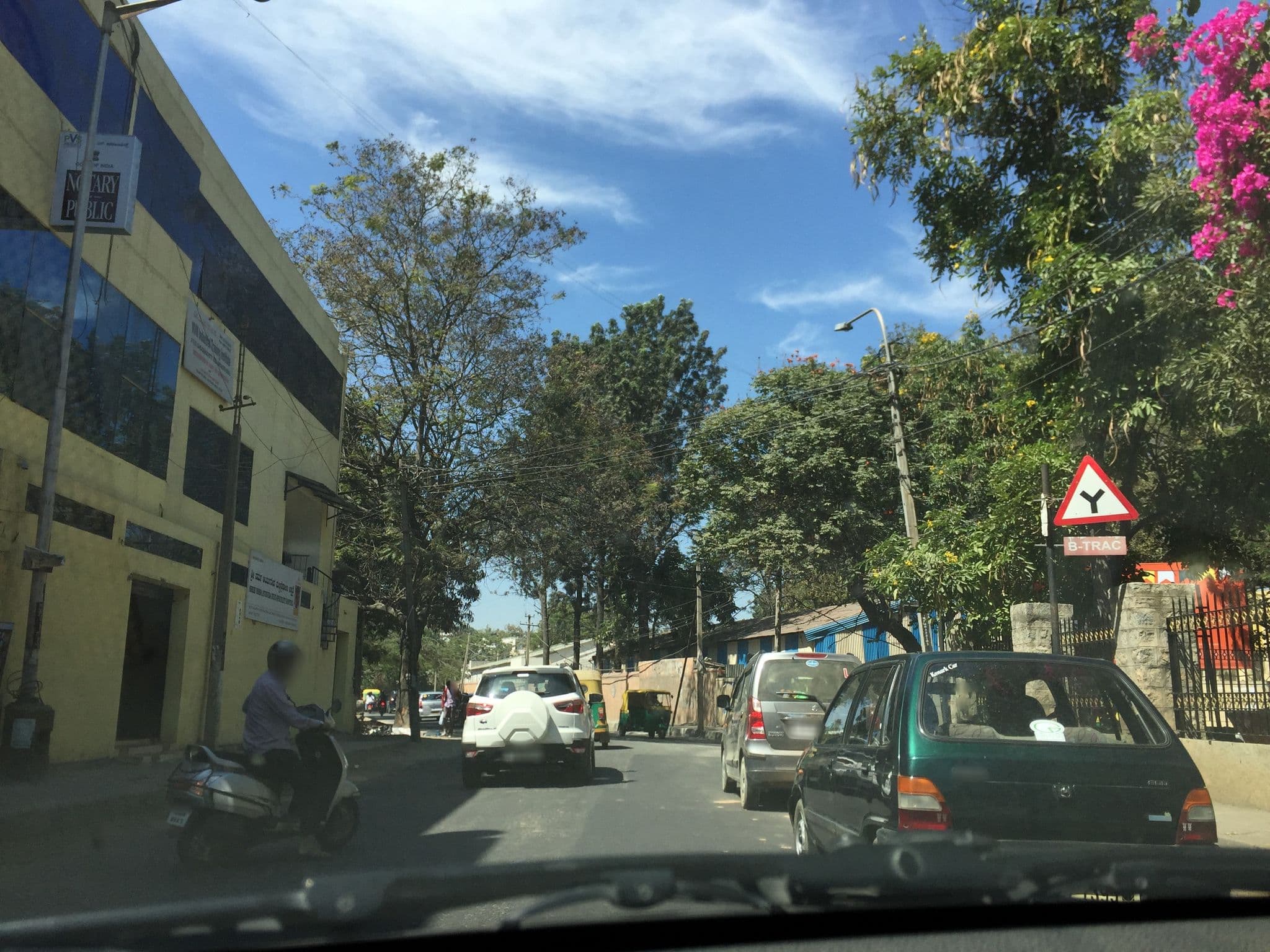 Street view near Bangalore Bed And Breakfast, Bengaluru — © richlv (CC BY-SA · Mapillary)