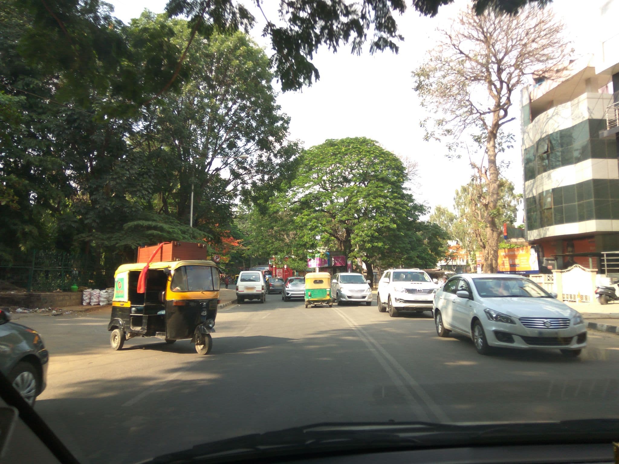 Street view near Comfort Suites, Bengaluru — © natarajakaveeti (CC BY-SA · Mapillary)