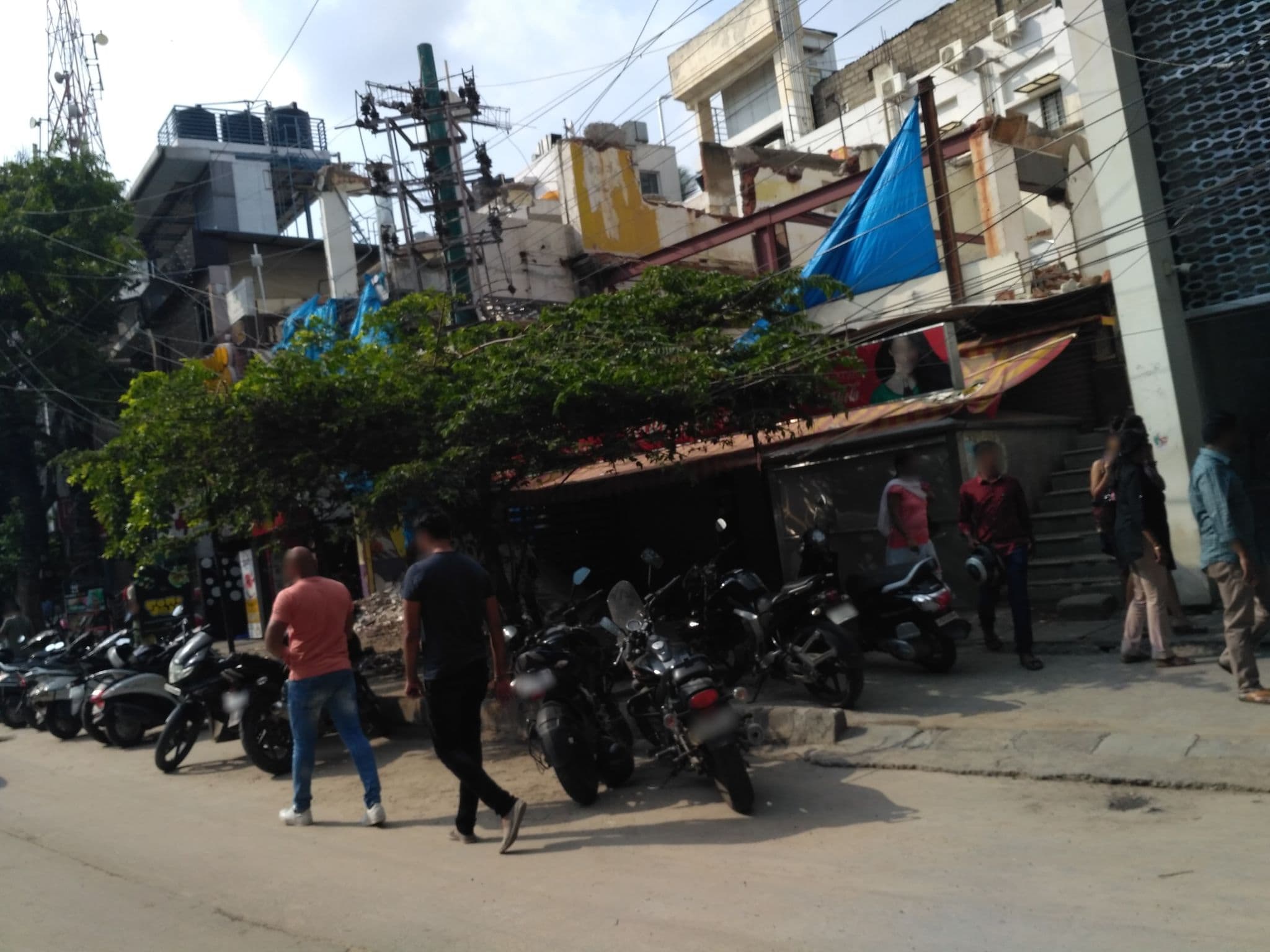 Street view near Hotel The Blackstone, Bengaluru — © chethan (CC BY-SA · Mapillary)