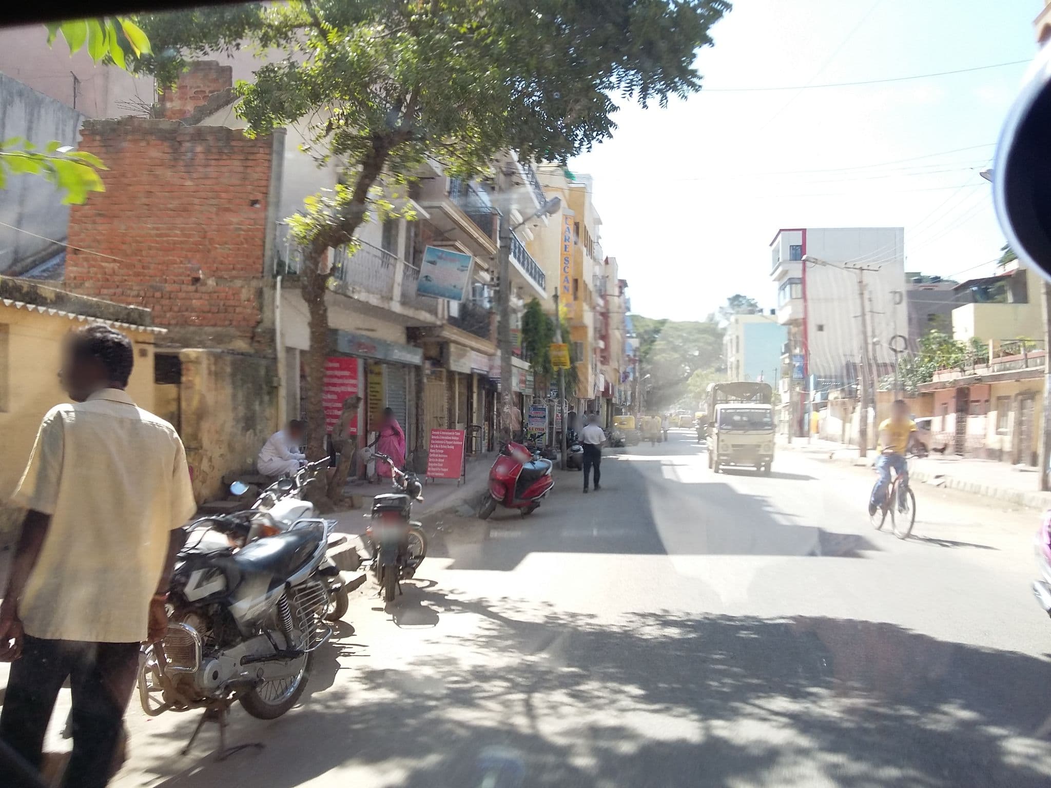 Street view near ABM Express Inn, Bengaluru — © ericg (CC BY-SA · Mapillary)